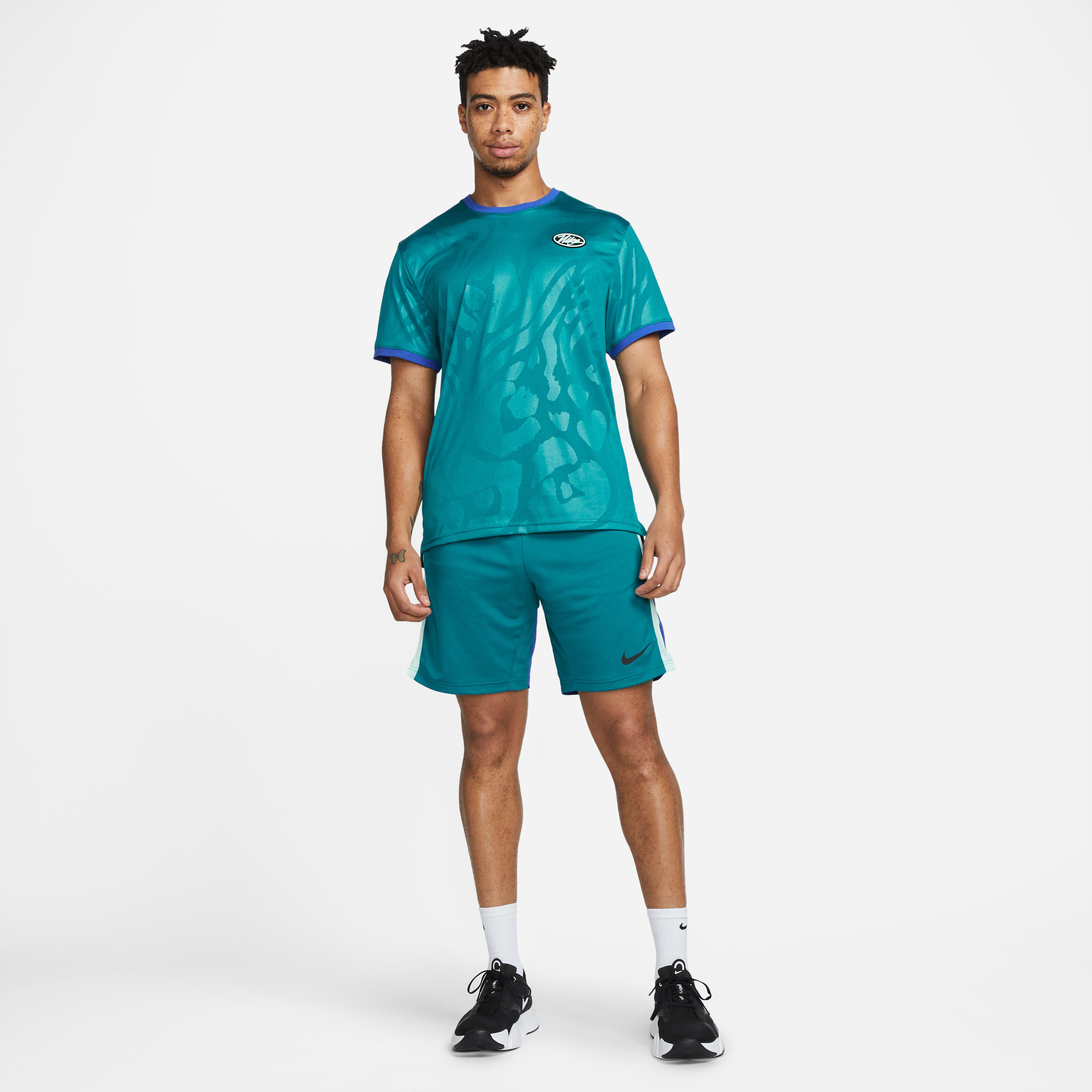 نايكي سبورت كلاش image number 4