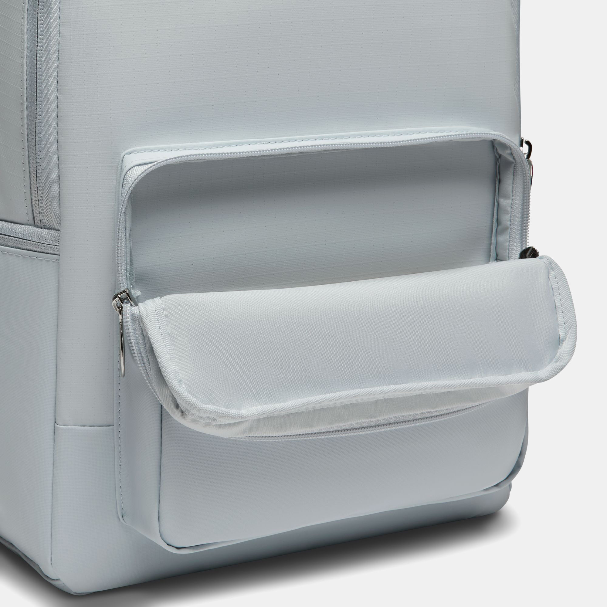 Nike Heritage image number 5