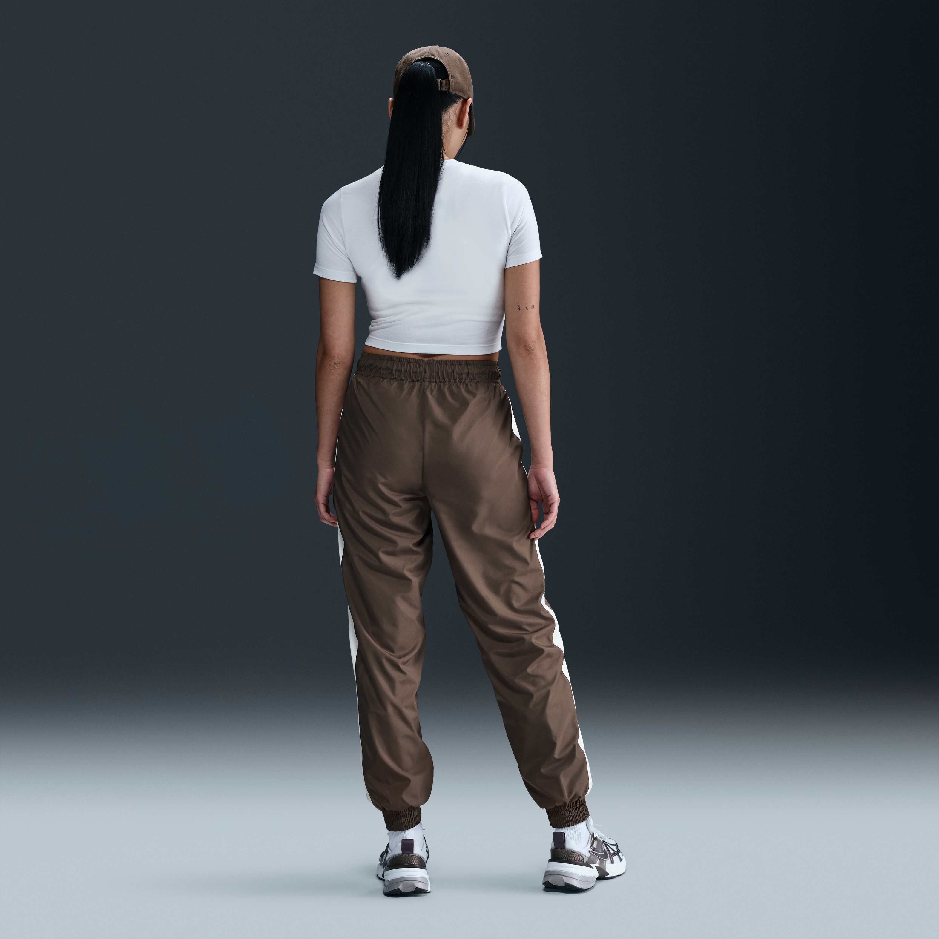 Nike Sportswear Classic Wovens image number 3