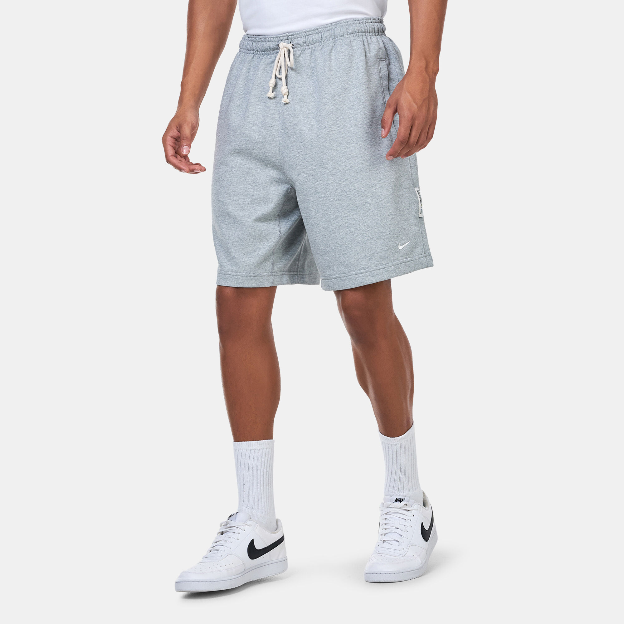 Nike standard 2025 fit shorts