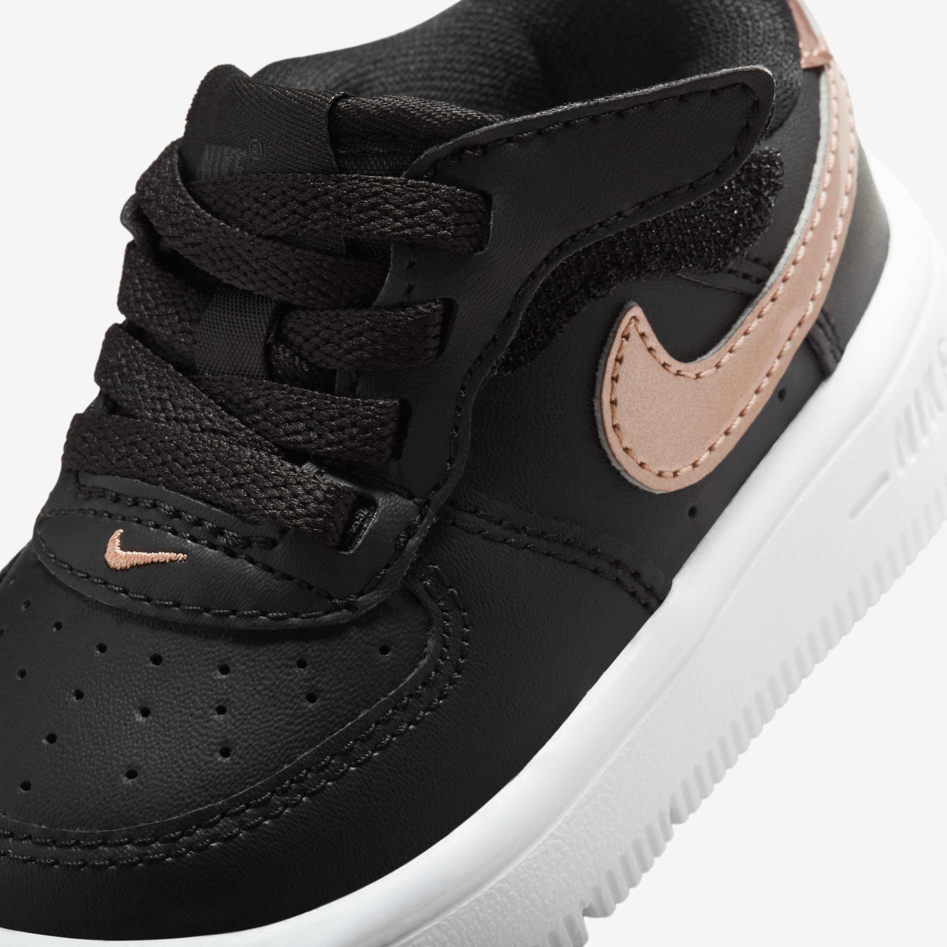Nike Force 1 Low SE EasyOn image number 6
