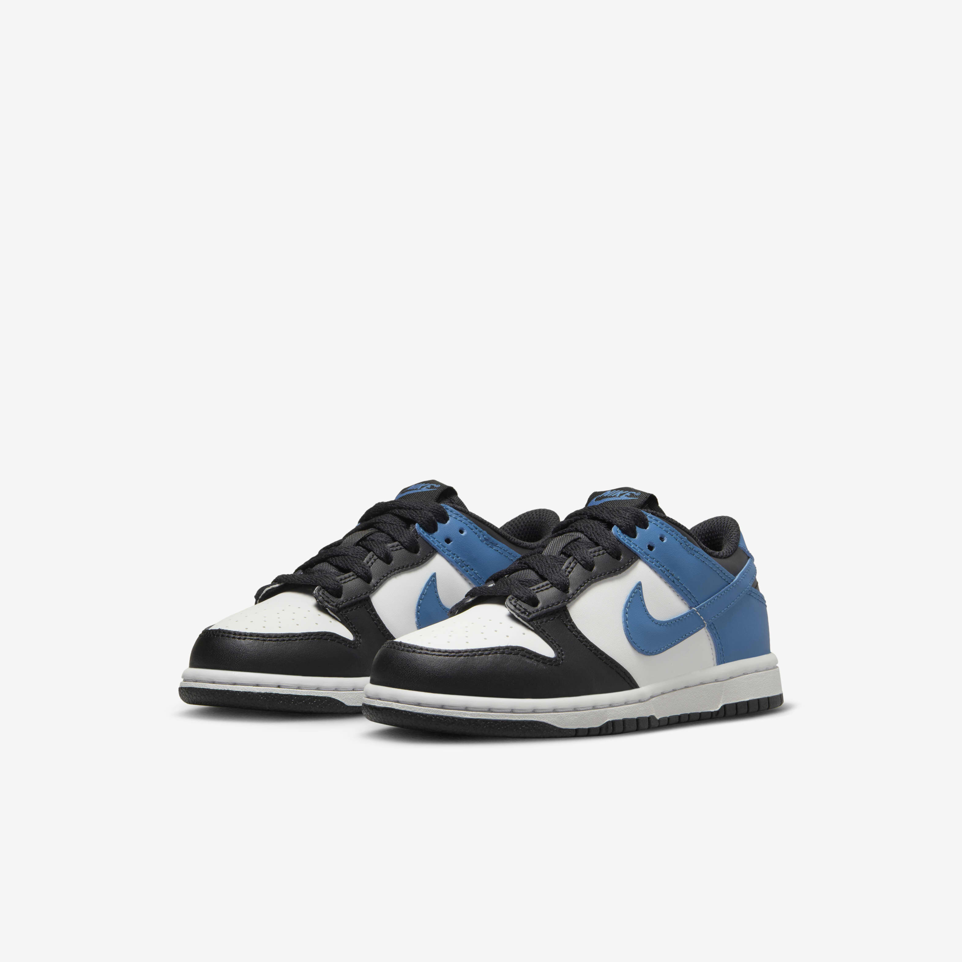 Nike Dunk Low image number 4