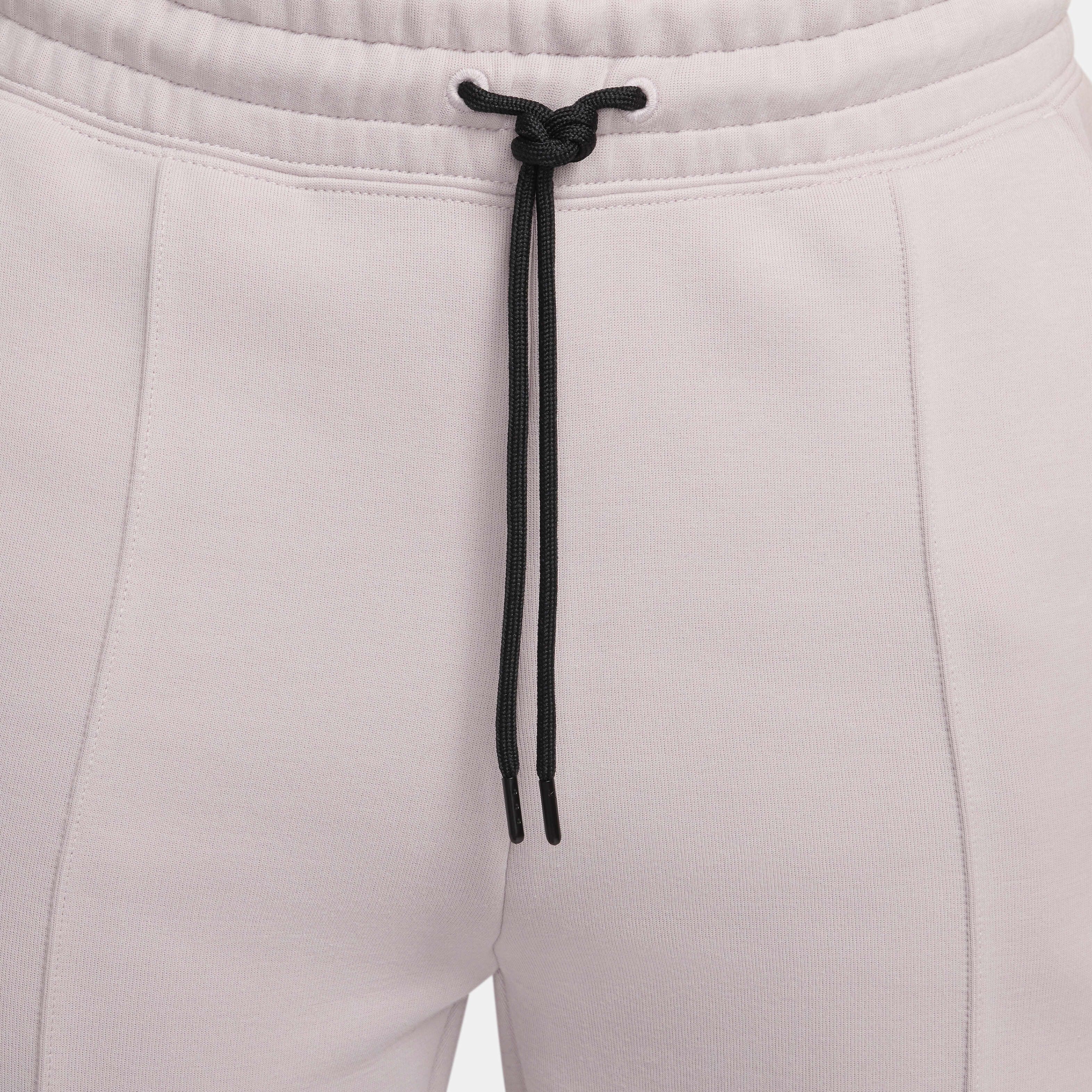 Nike Sportswear Tech Fleece image number 2