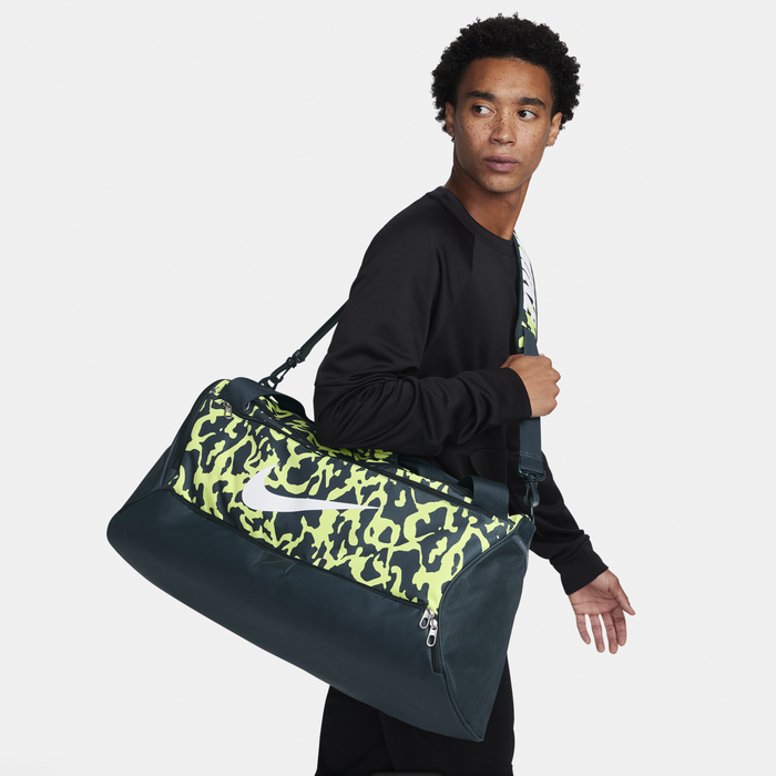 Nike brasilia 7 medium duffel deals bag