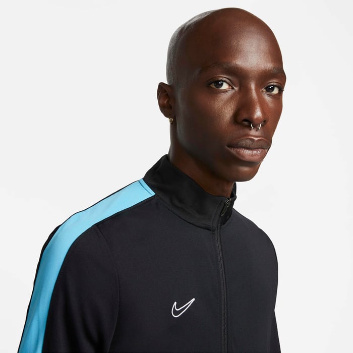 Nike Academy image number 2 Nike Academy image number 2