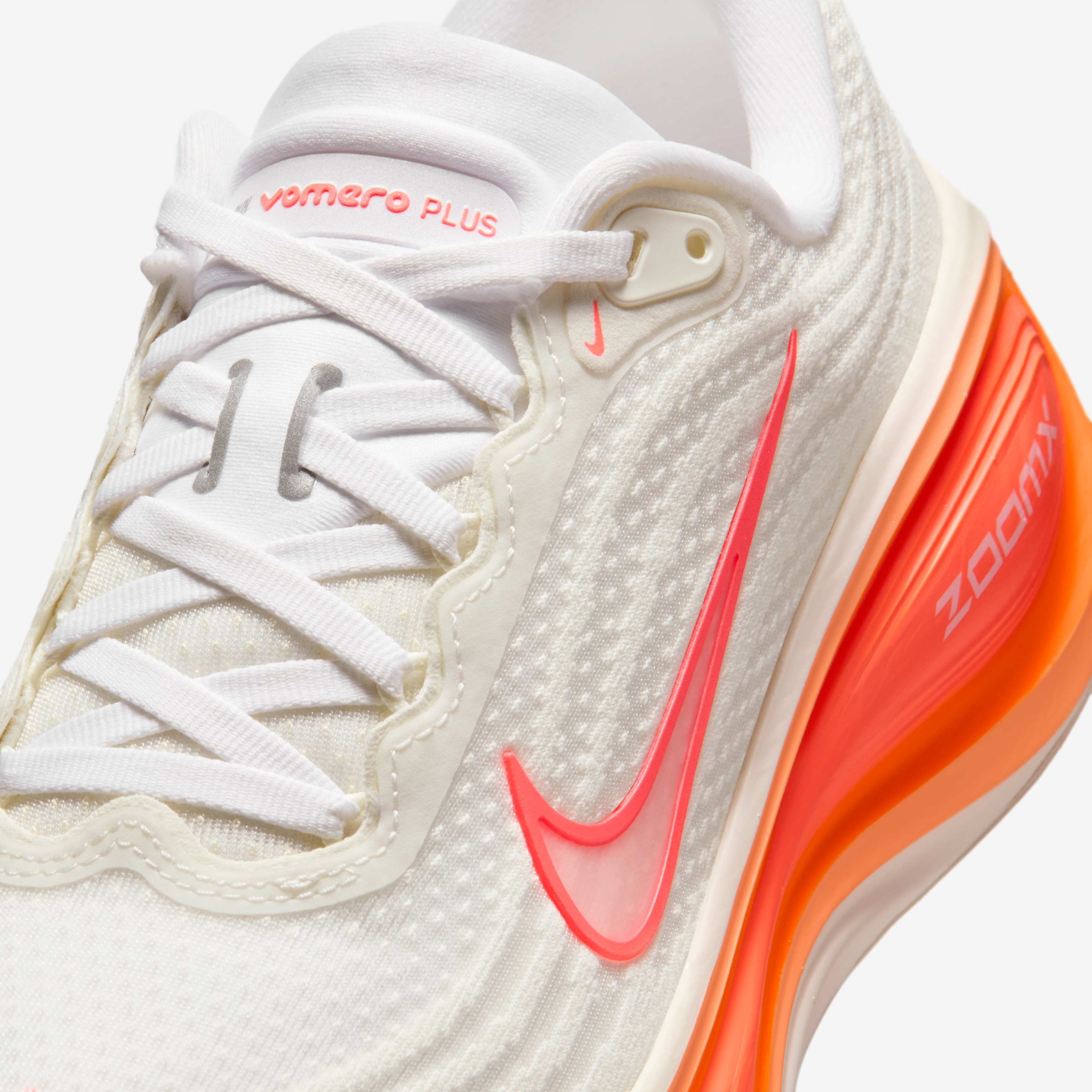 Nike Vomero Plus image number 6