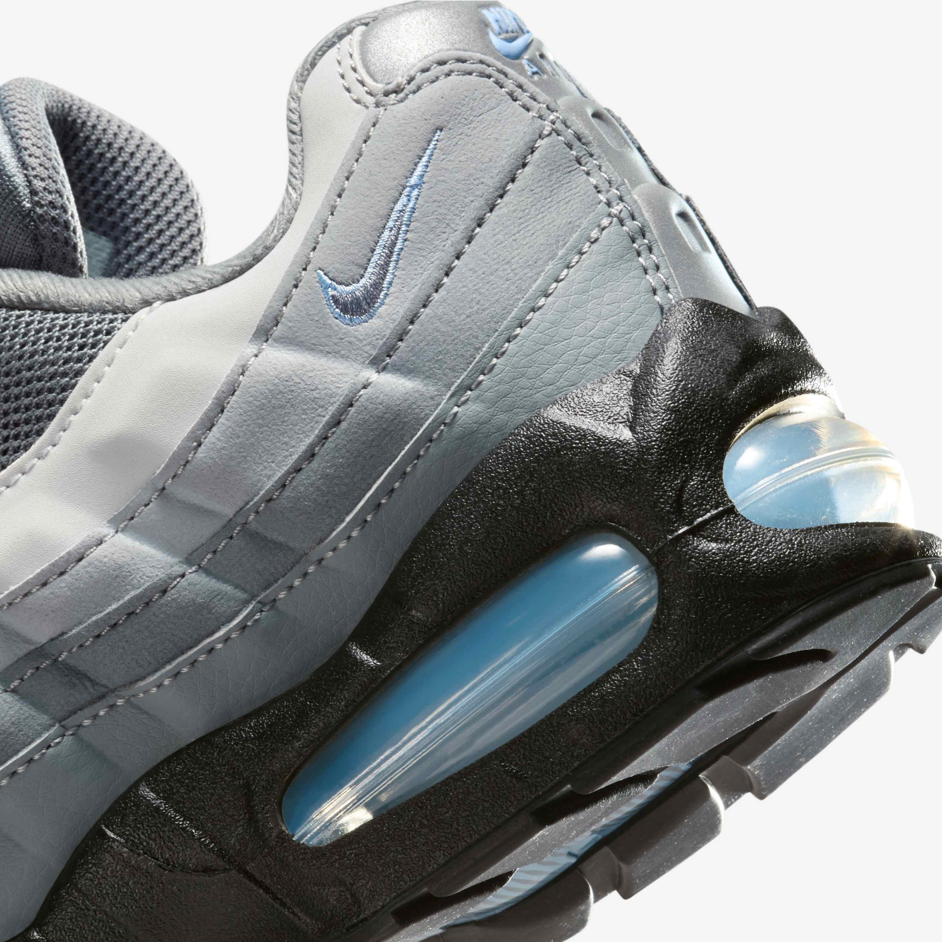 Nike Air Max 95 image number 7