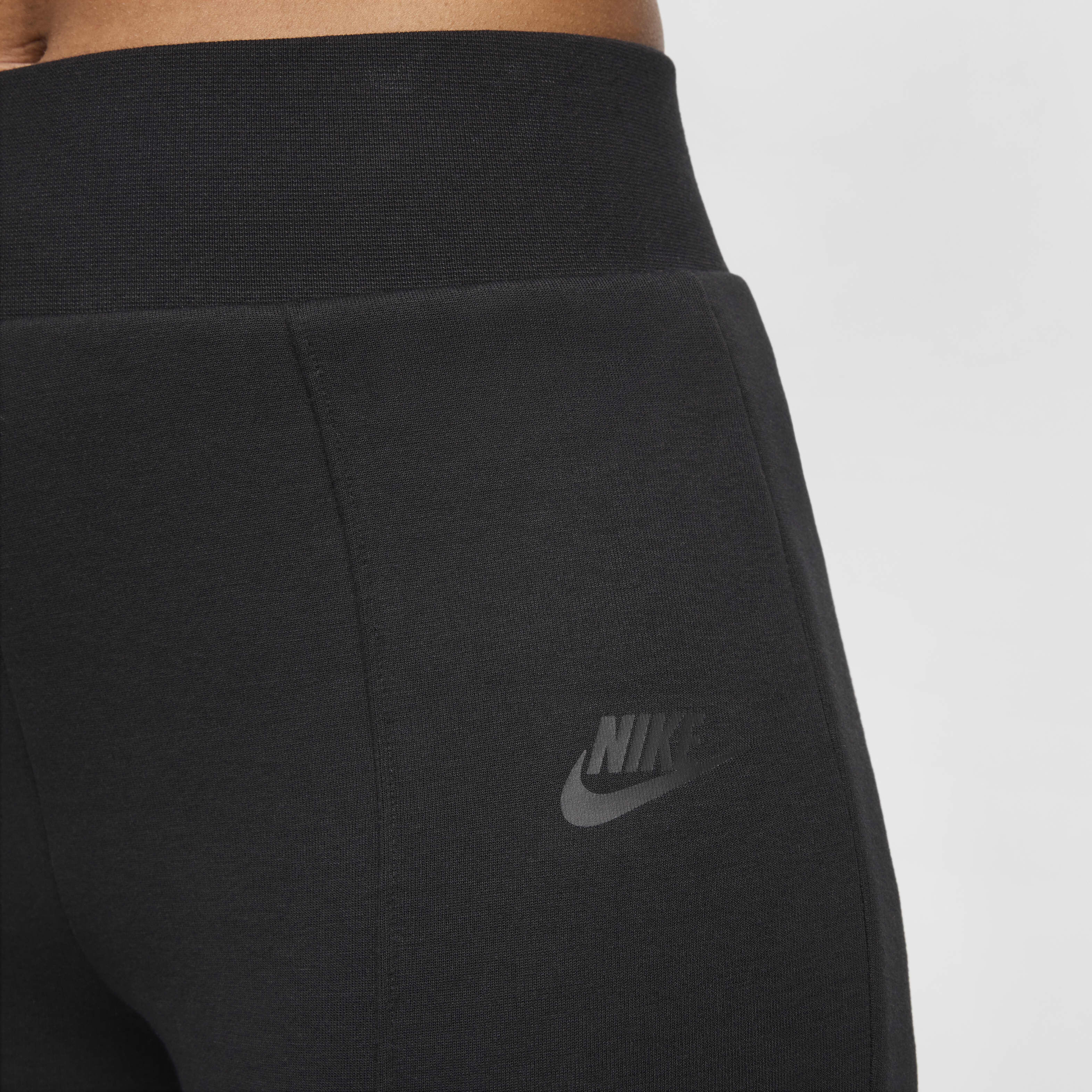Nike Sportswear Tech Fleece image number 3