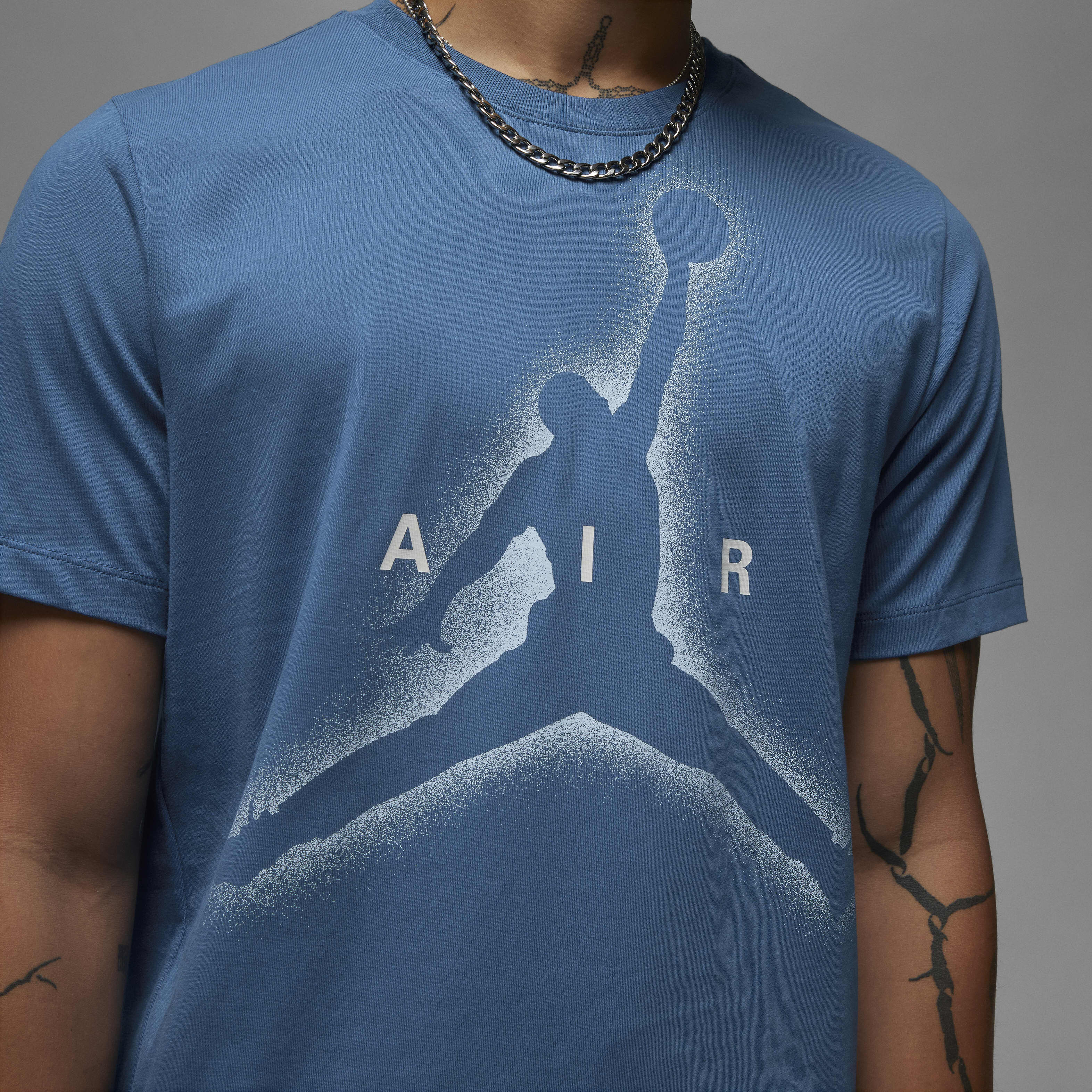 Jordan Essentials image number 3