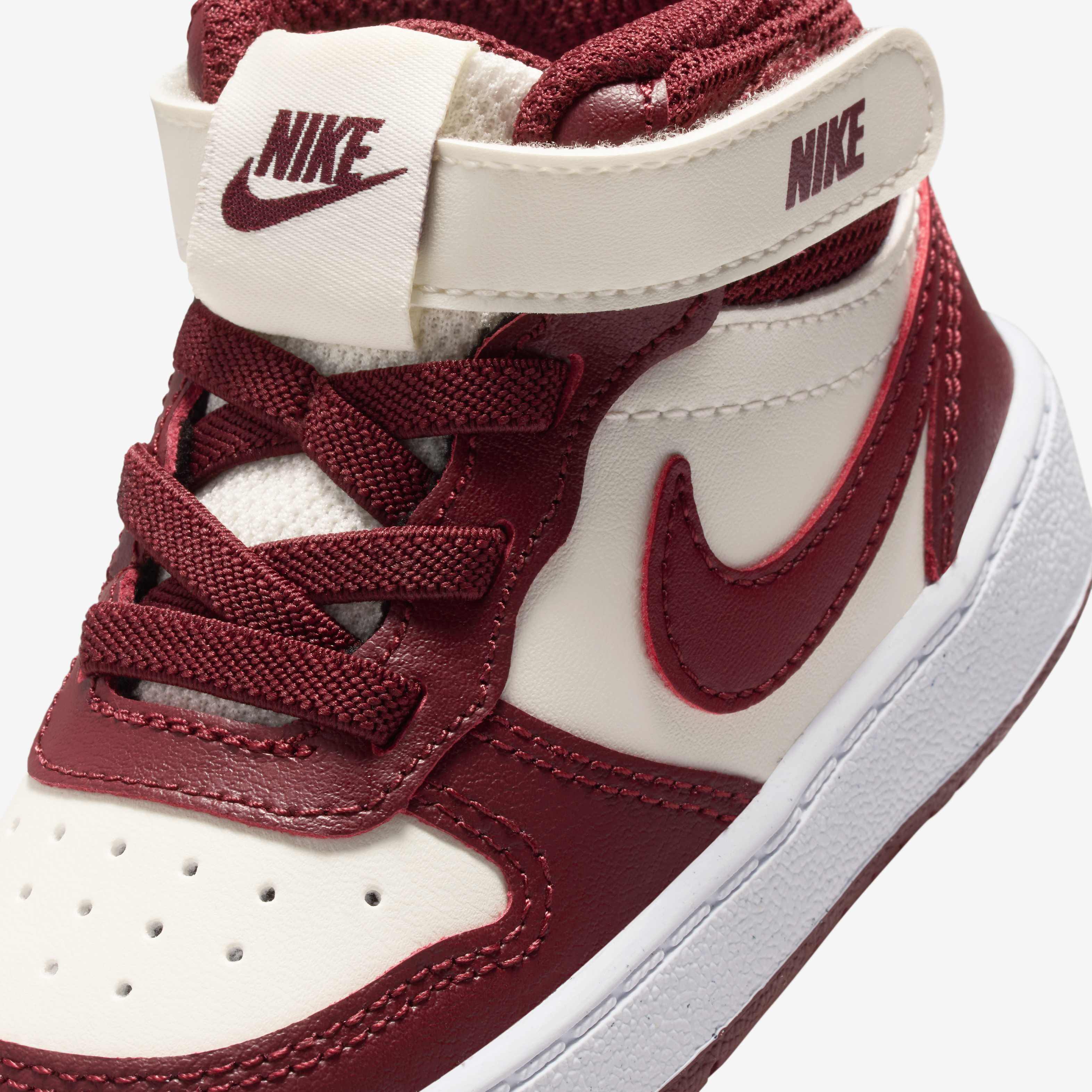 نايكي كورت بورو ميد 2 image number 6