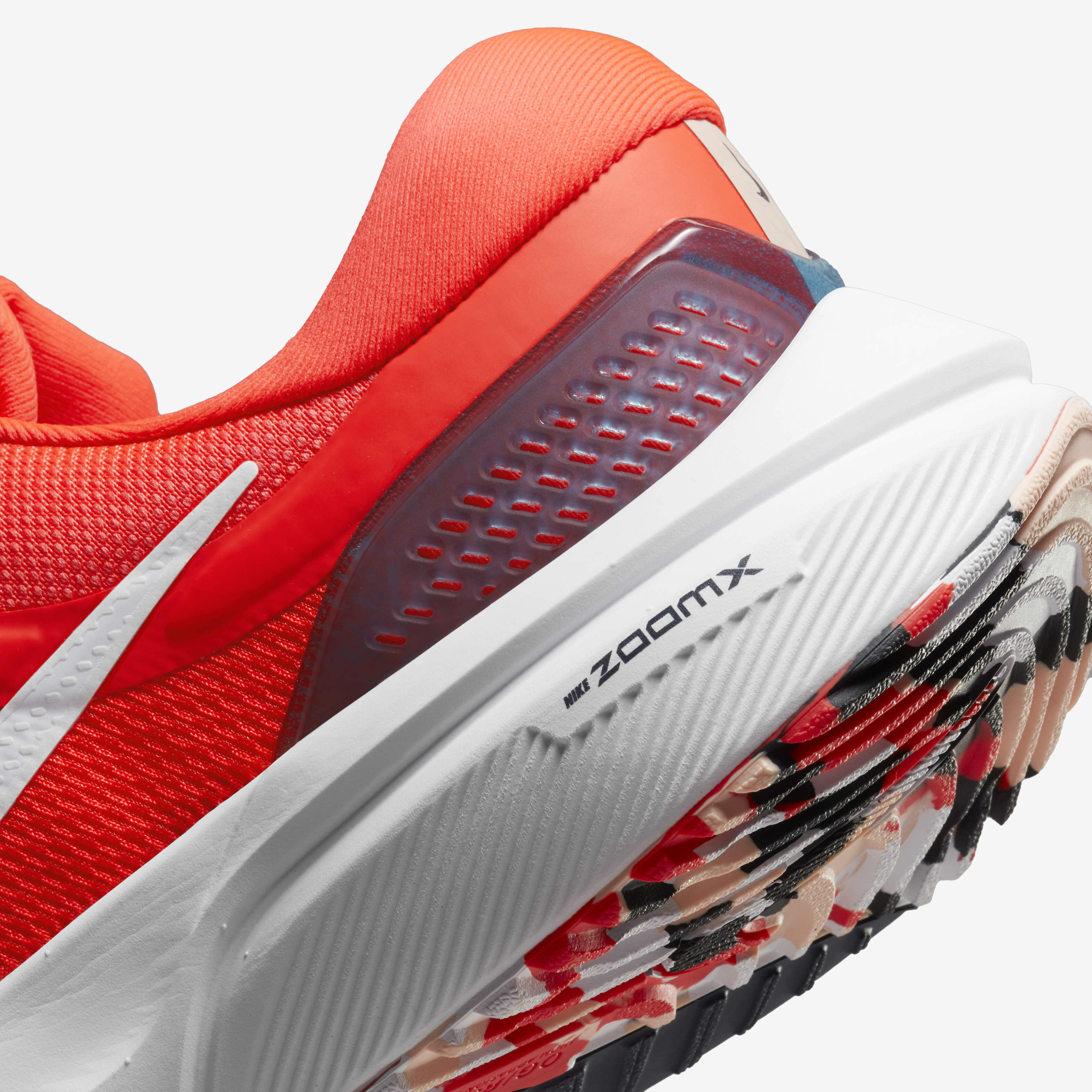 Nike Vomero 16 image number 7