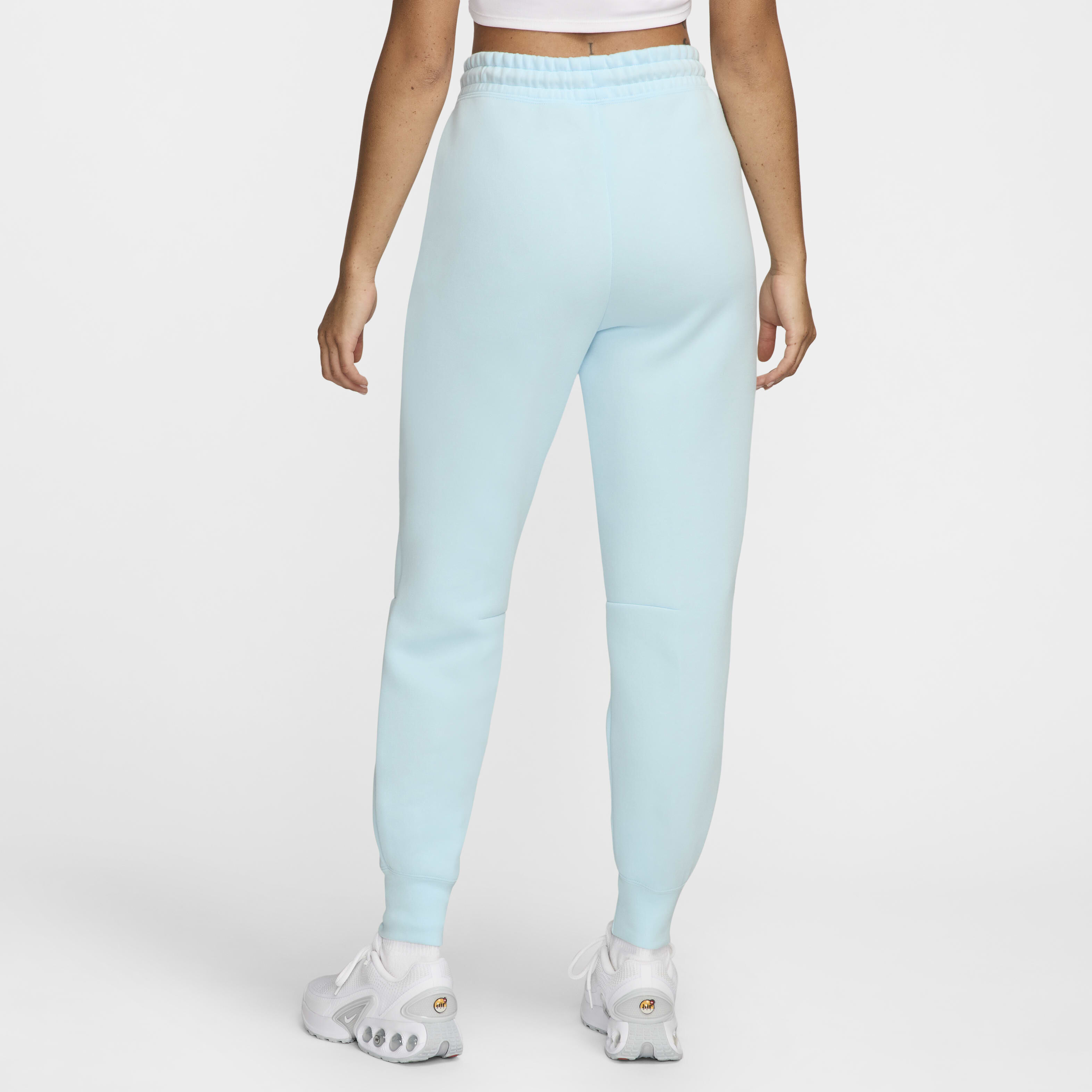 Nike tech fleece joggers womens clearance