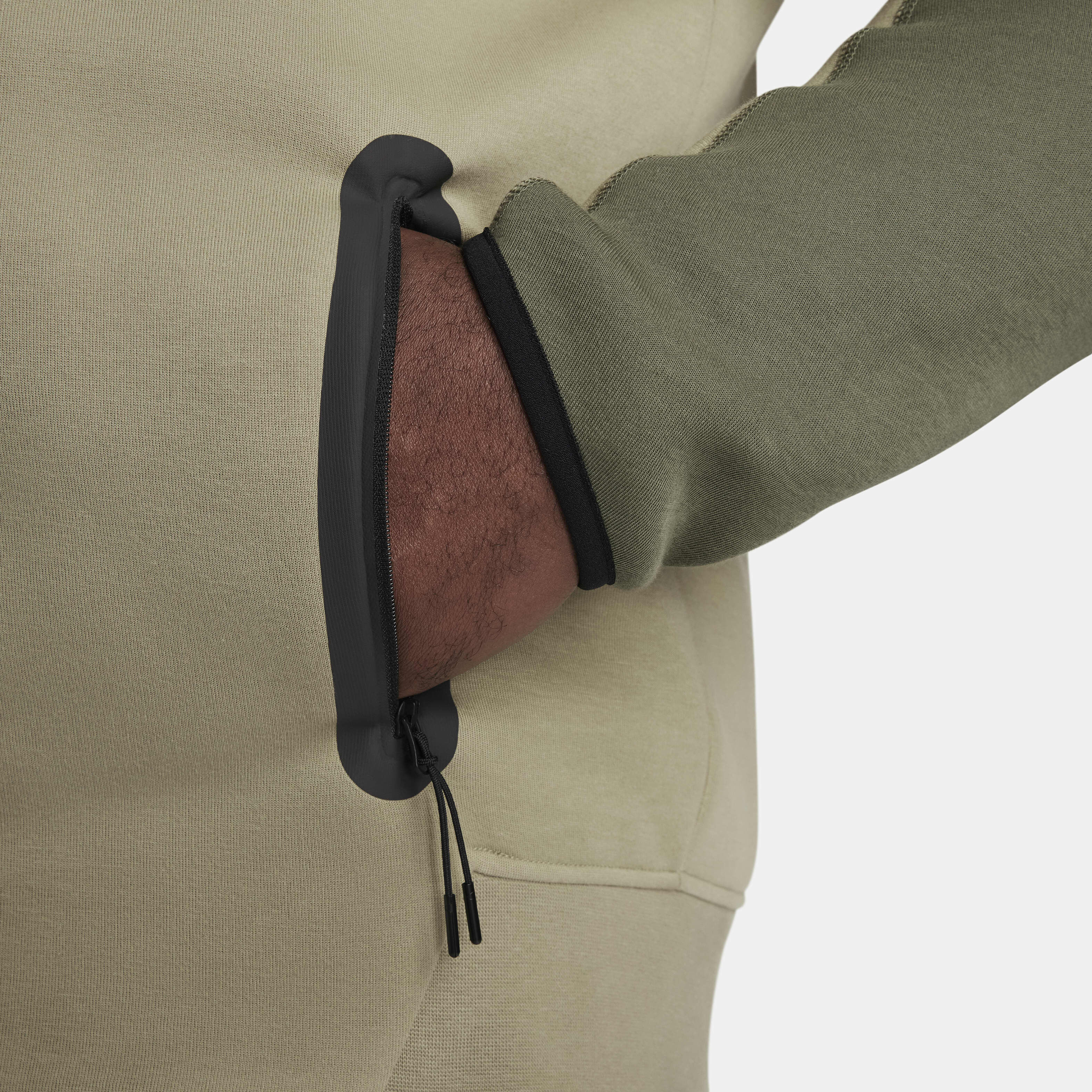 نايكي سبورتسوير تك فليس ويندرانر image number 17