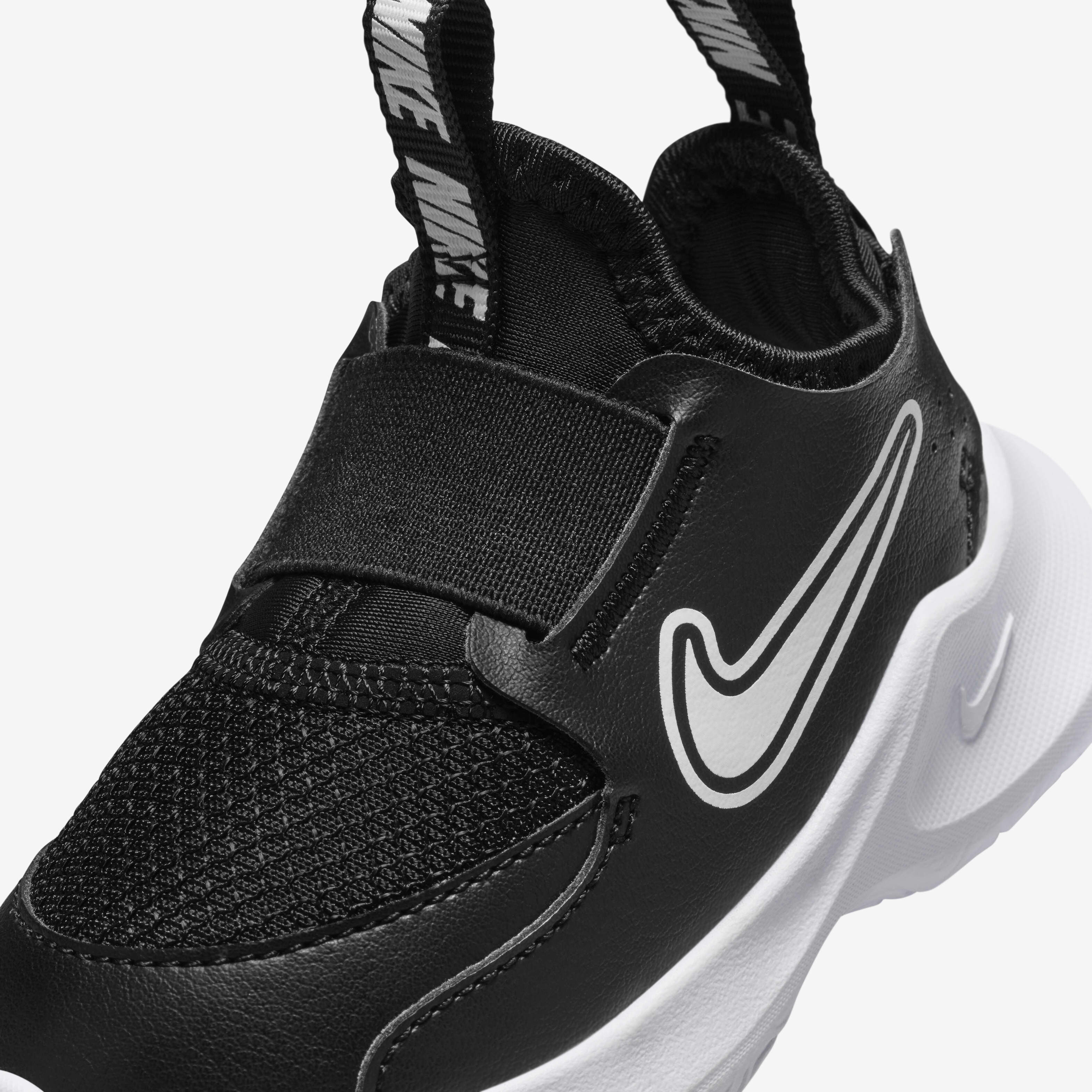 Nike flex trainers black clearance