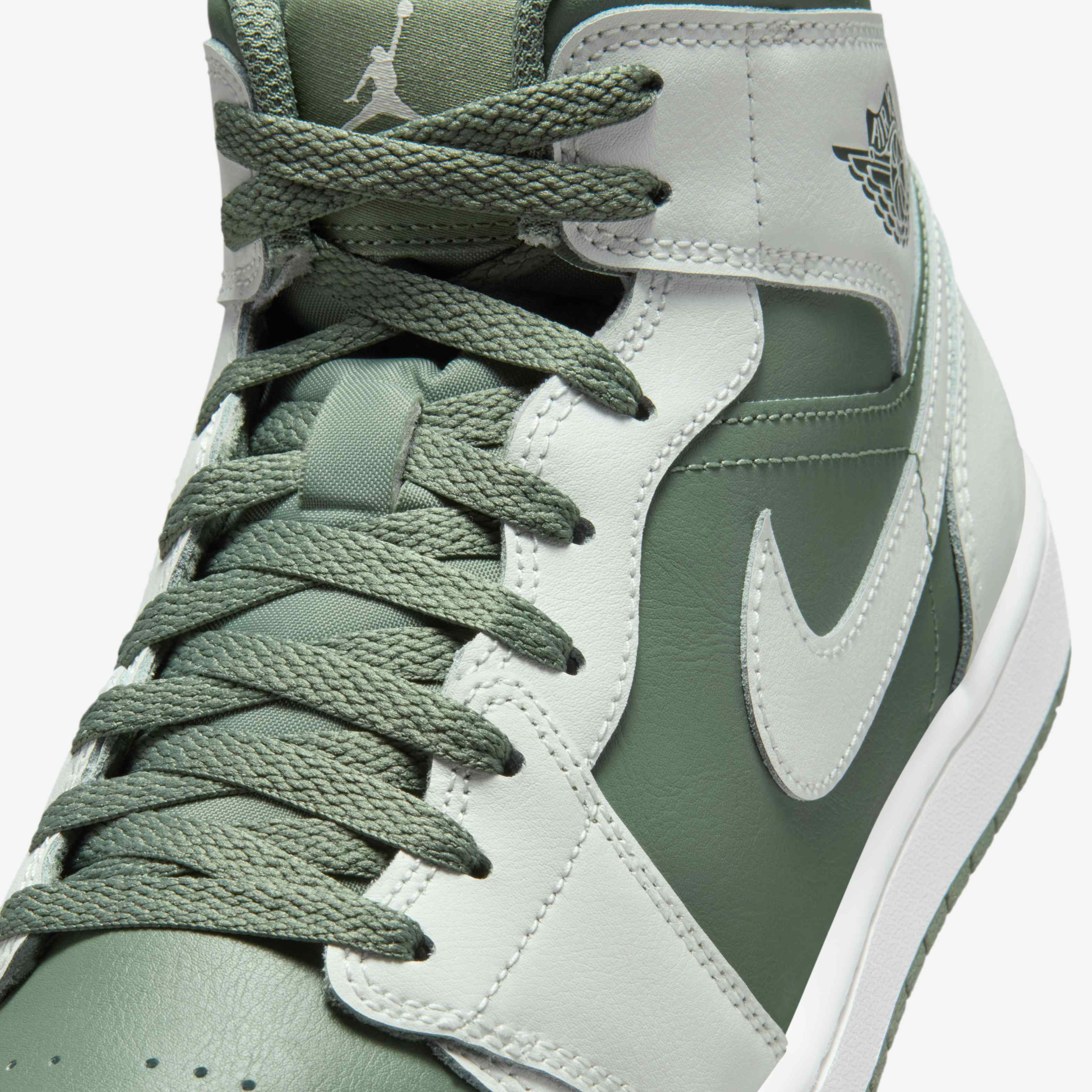 اير جوردن 1 ميد image number 6