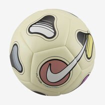 Nike Maestro