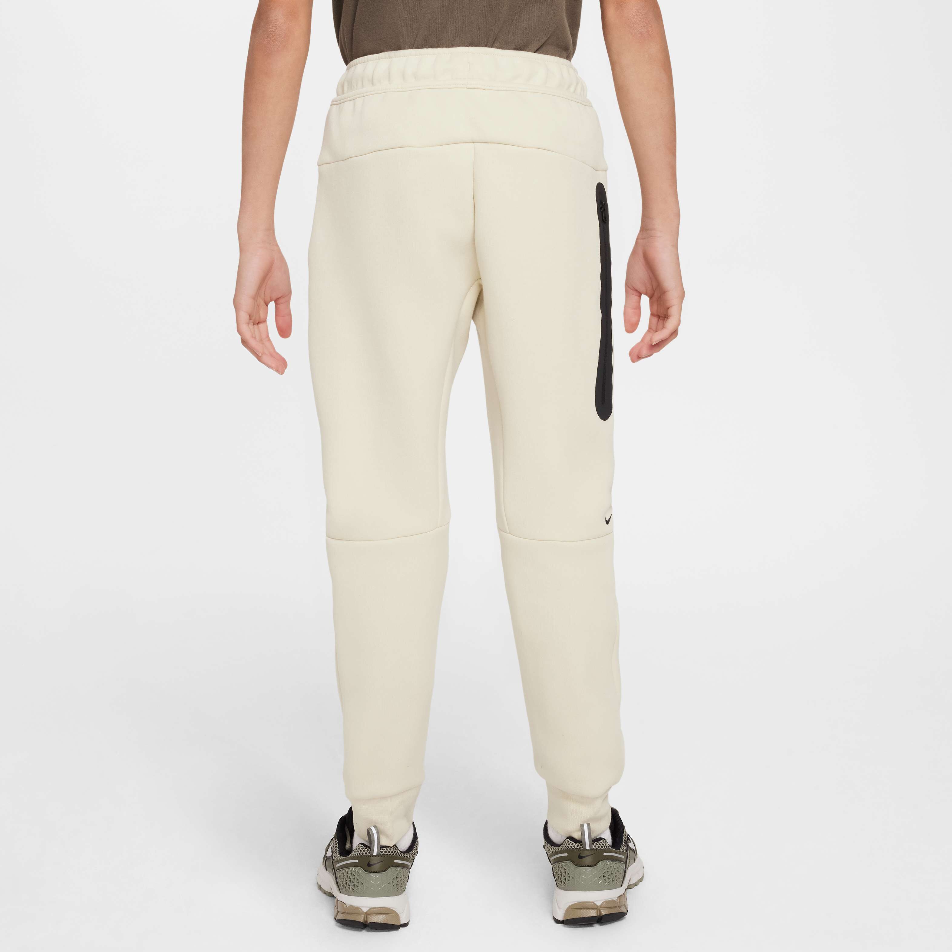 نايكي سبورتسوير تك فليس image number 1