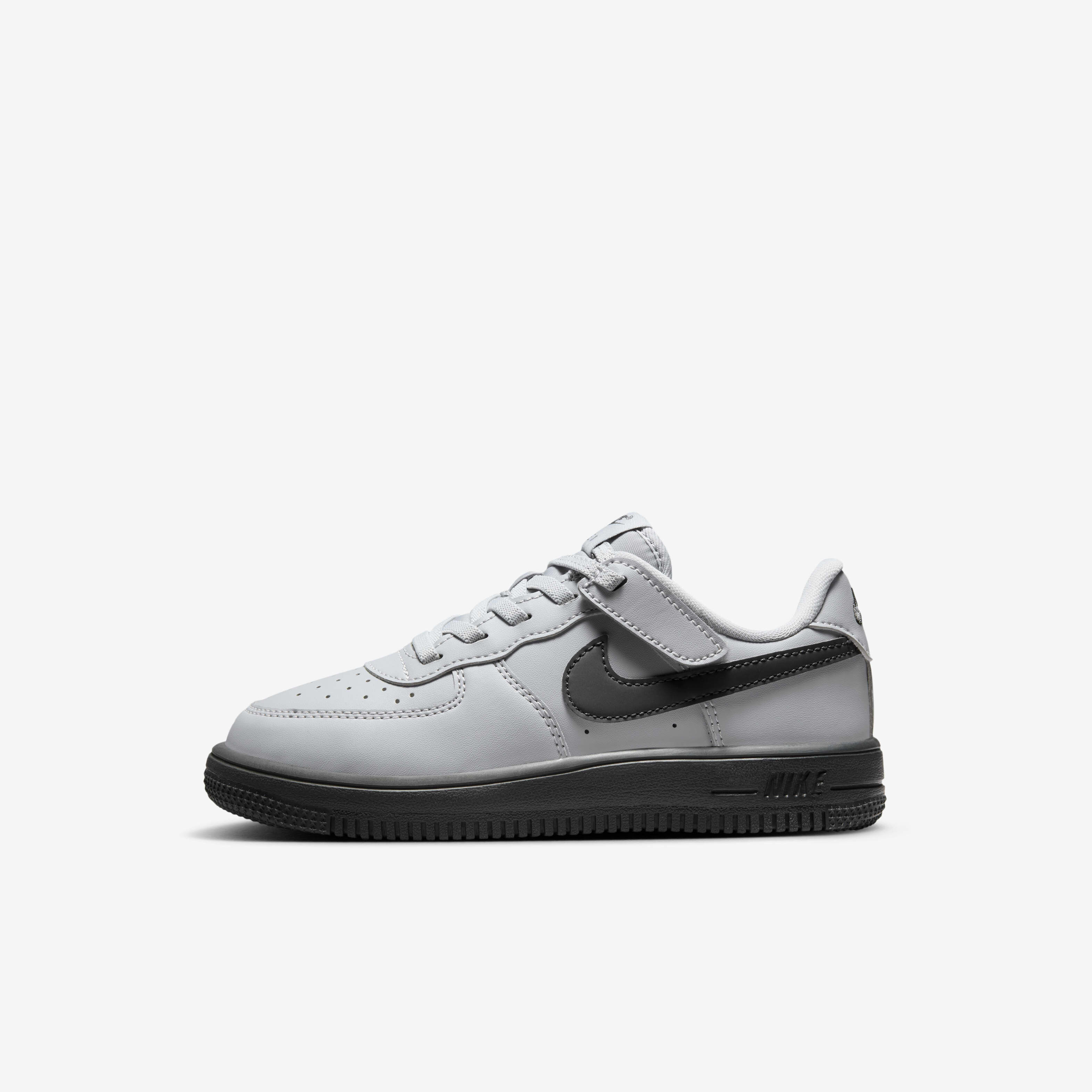 Nike Force 1 Low EasyOn image number 0
