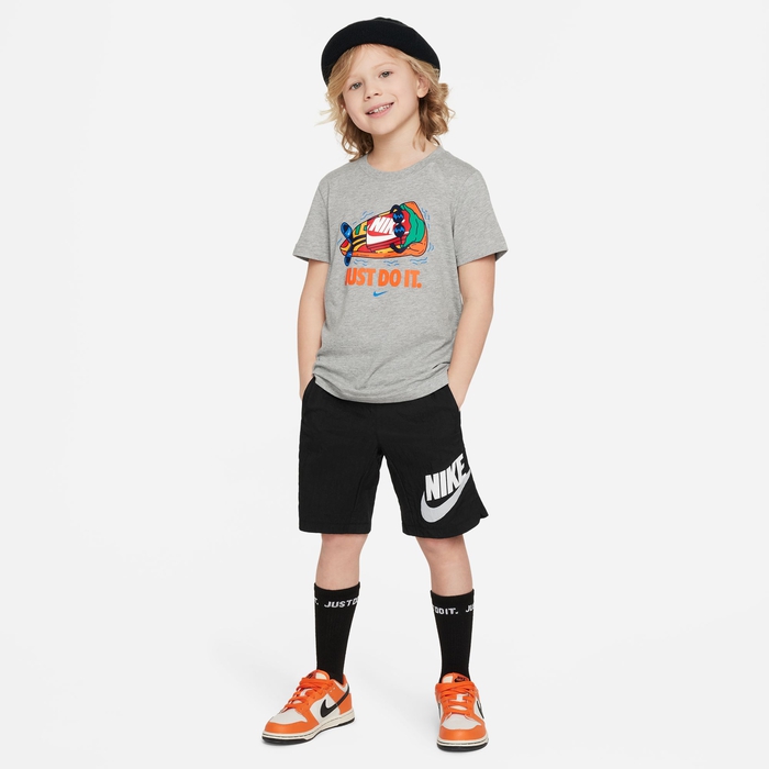 Nike image number 2 Nike image number 2