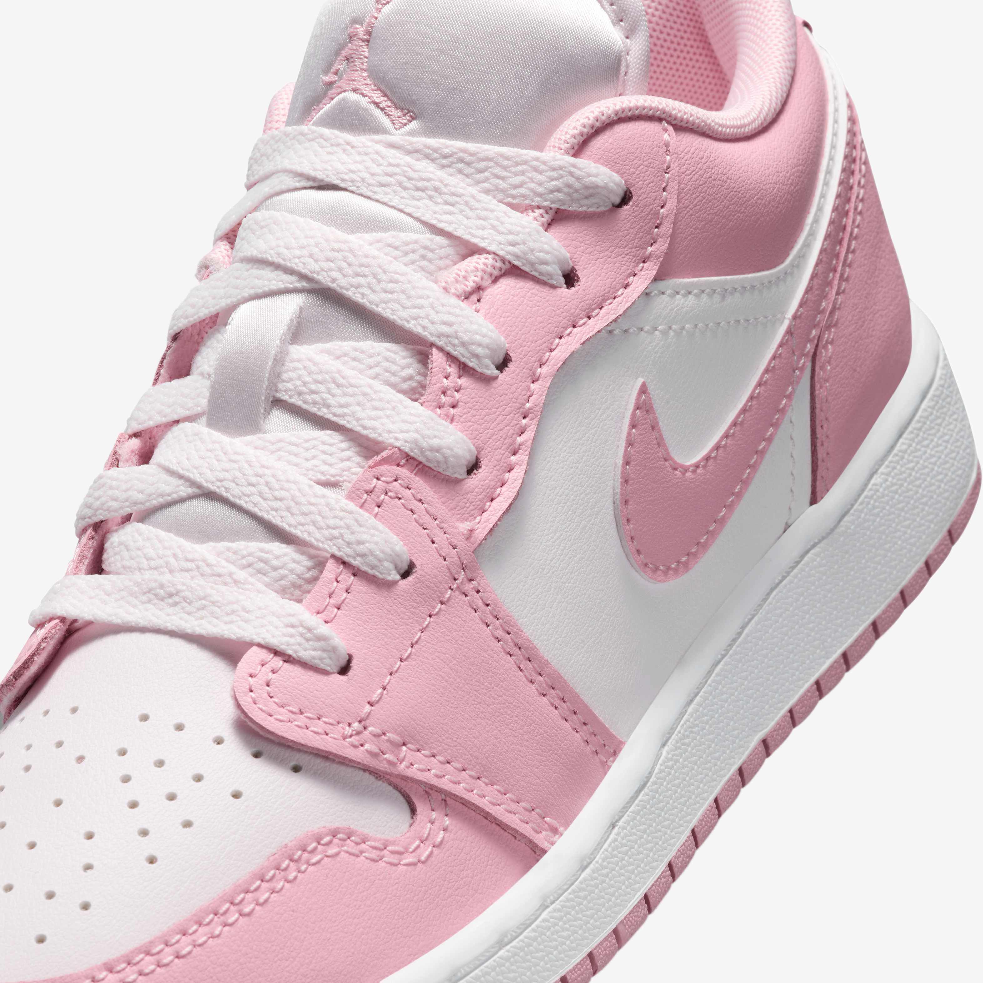 اير جوردن 1 لو image number 6