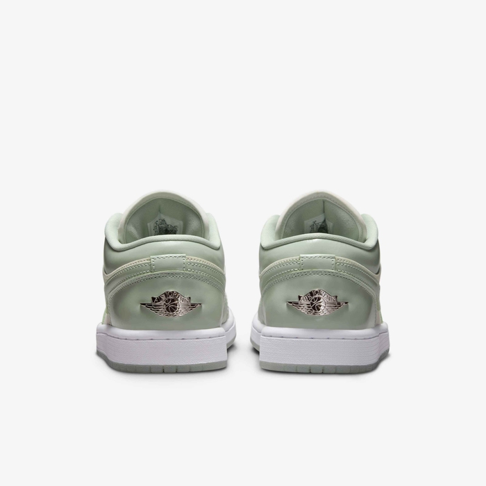 Air Jordan 1 Low SE image number 5 Air Jordan 1 Low SE image number 5