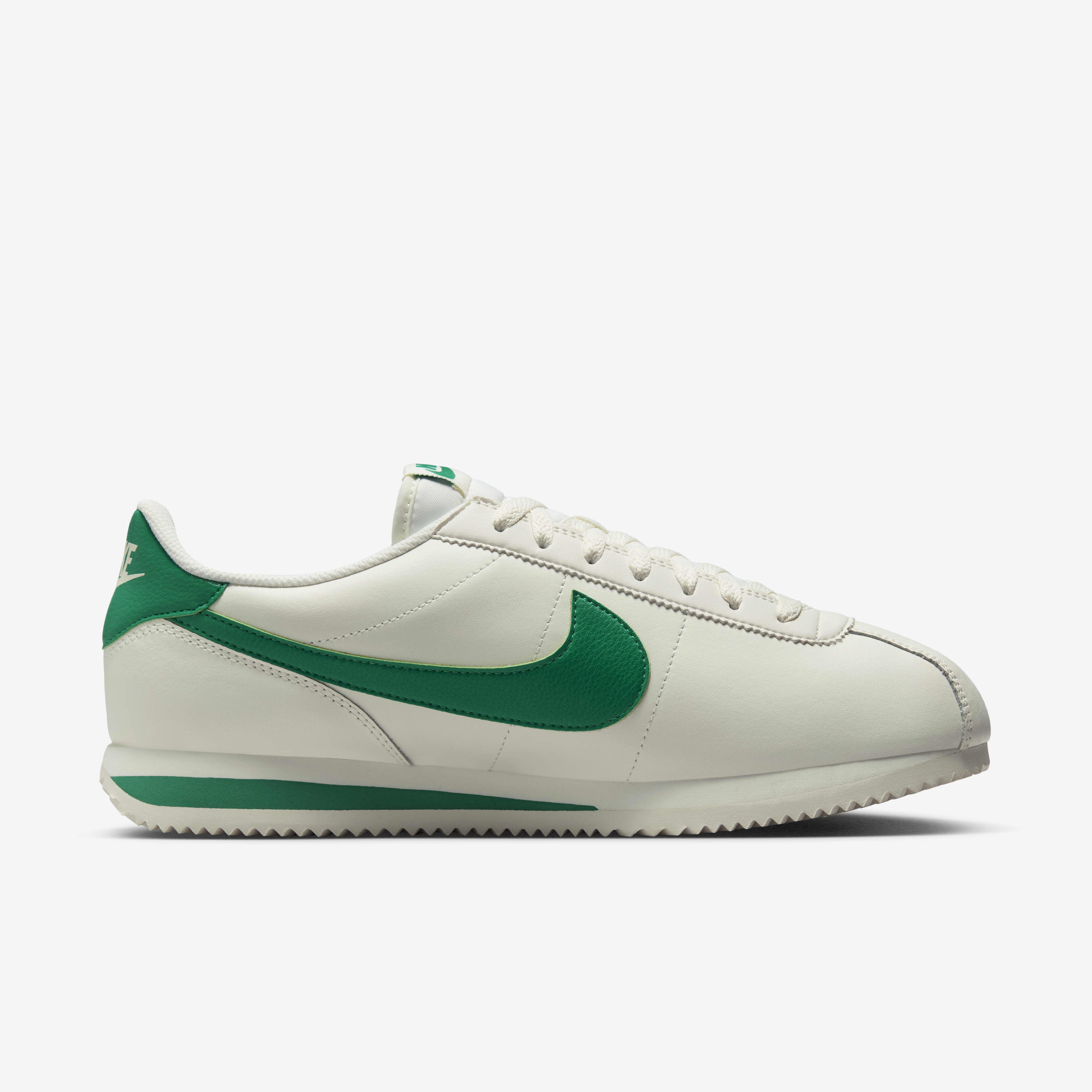 Worn out nike cortez store