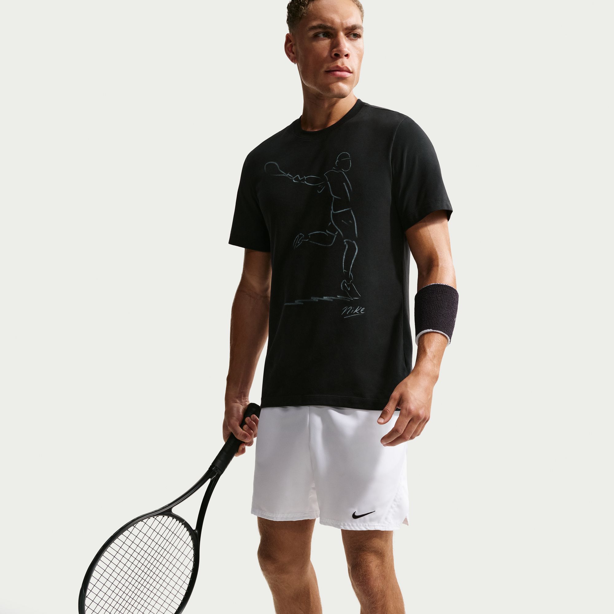 NikeCourt image number 4
