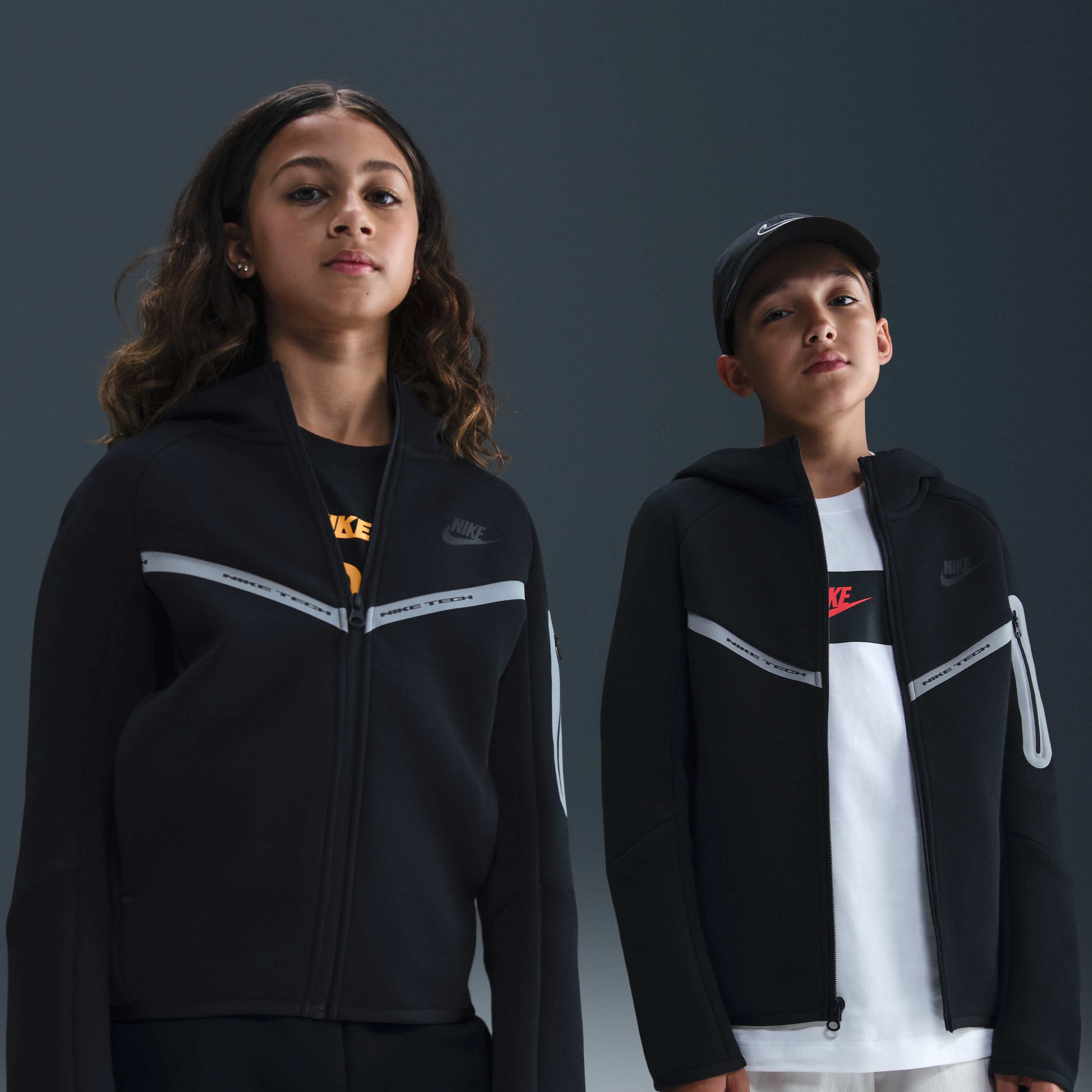 Nike Sportswear Tech Fleece image number 0