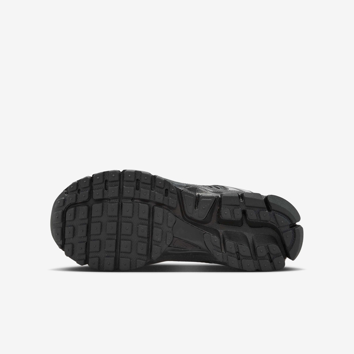 Buy Nike Vomero Older Kids' Shoes Dark Smoke Grey/Dark Smoke