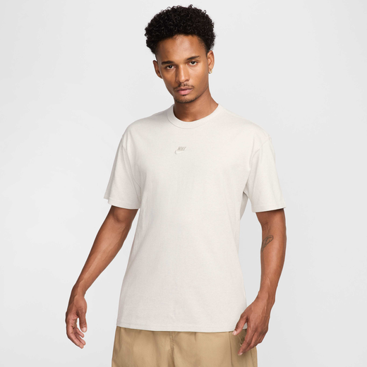 نايكي سبورتسوير بريميوم ايسنشالز