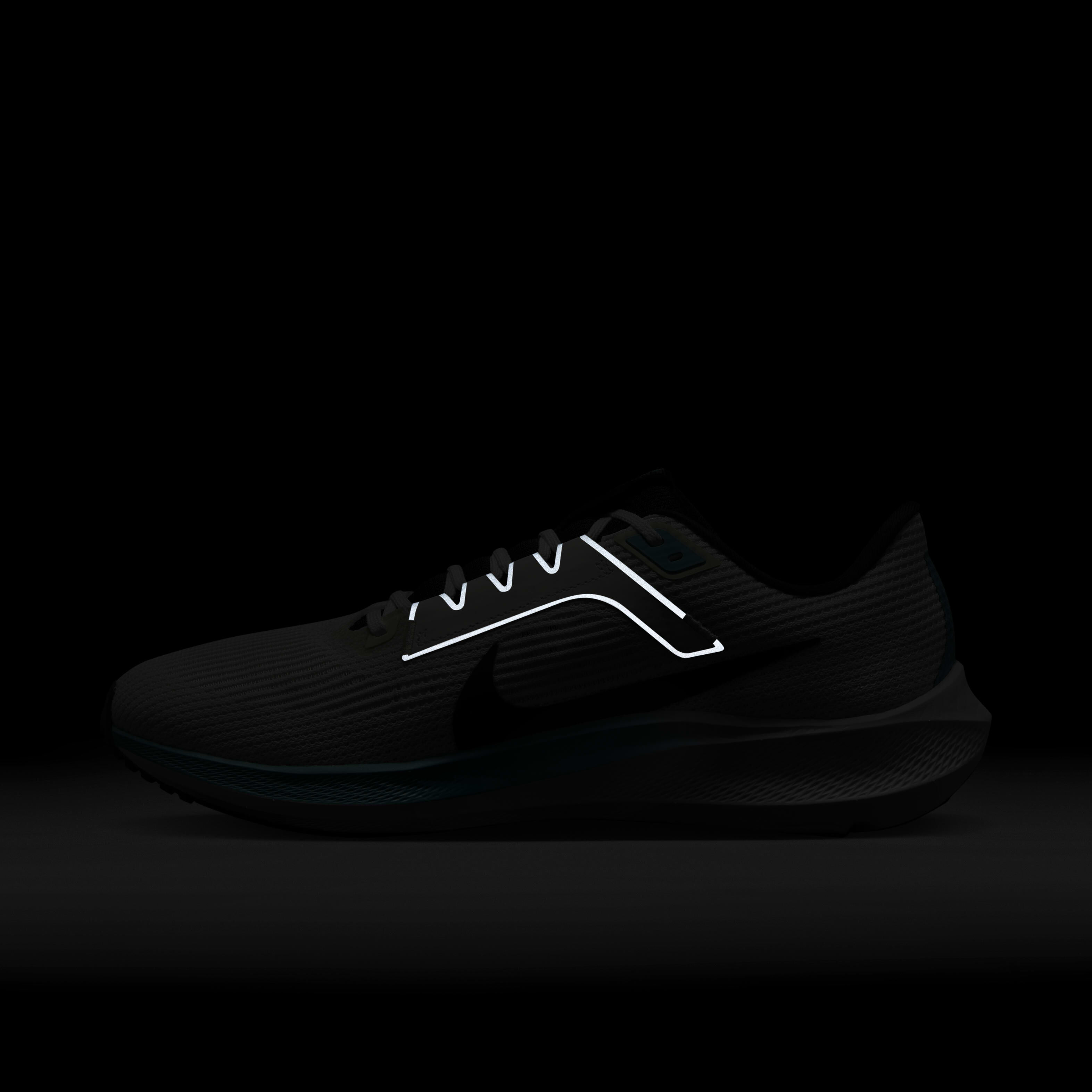 Nike Pegasus 40 image number 11