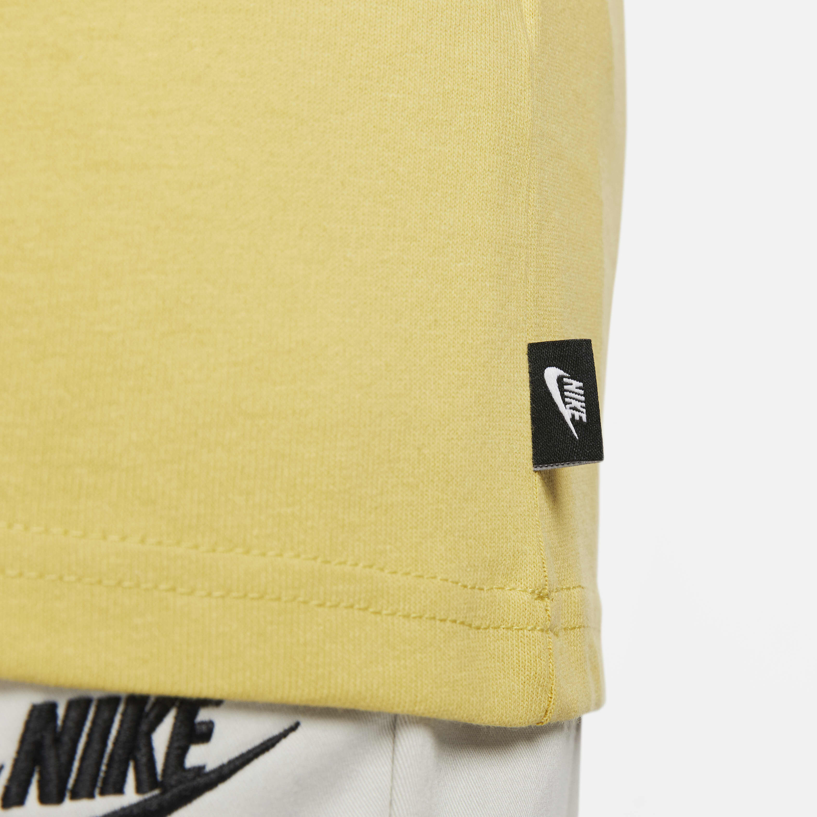 Nike Sportswear Premium Essentials image number 4