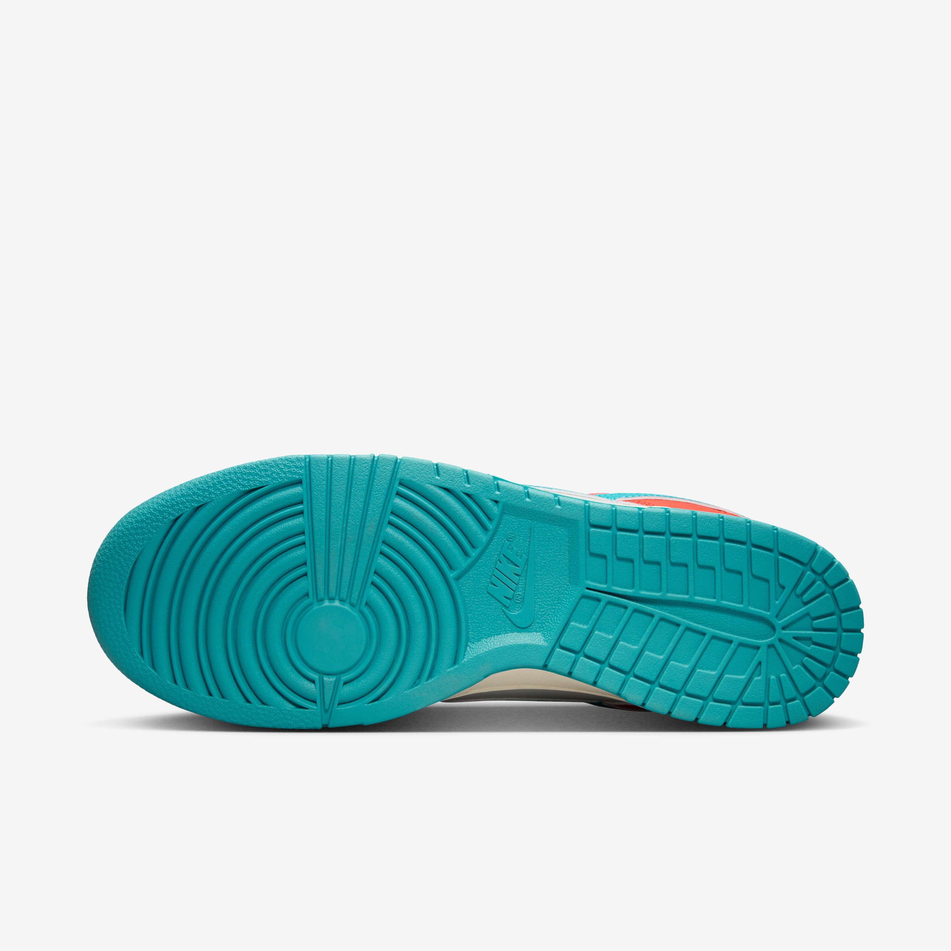 Nike Dunk Low Retro image number 1