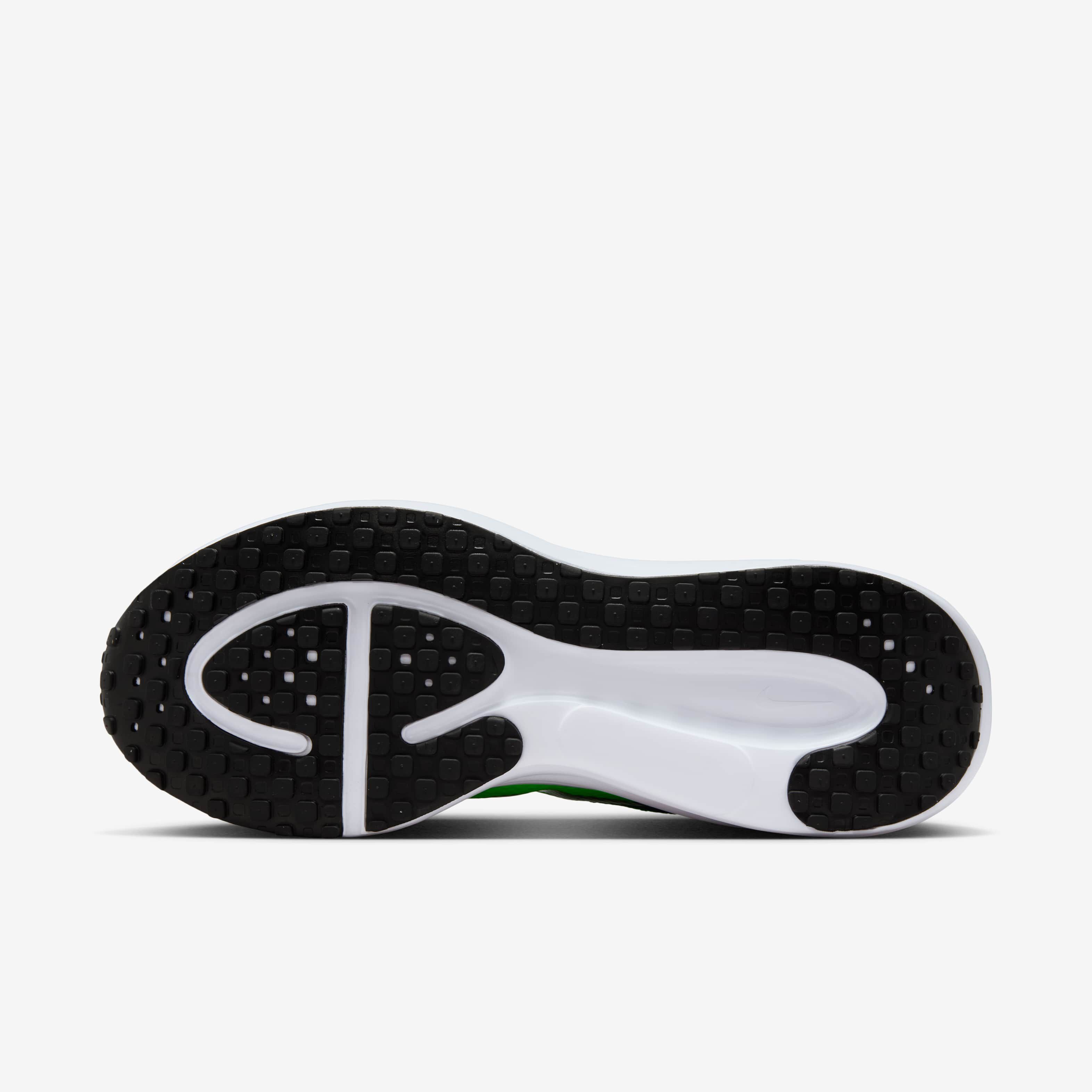 Nike Revolution 8 image number 1