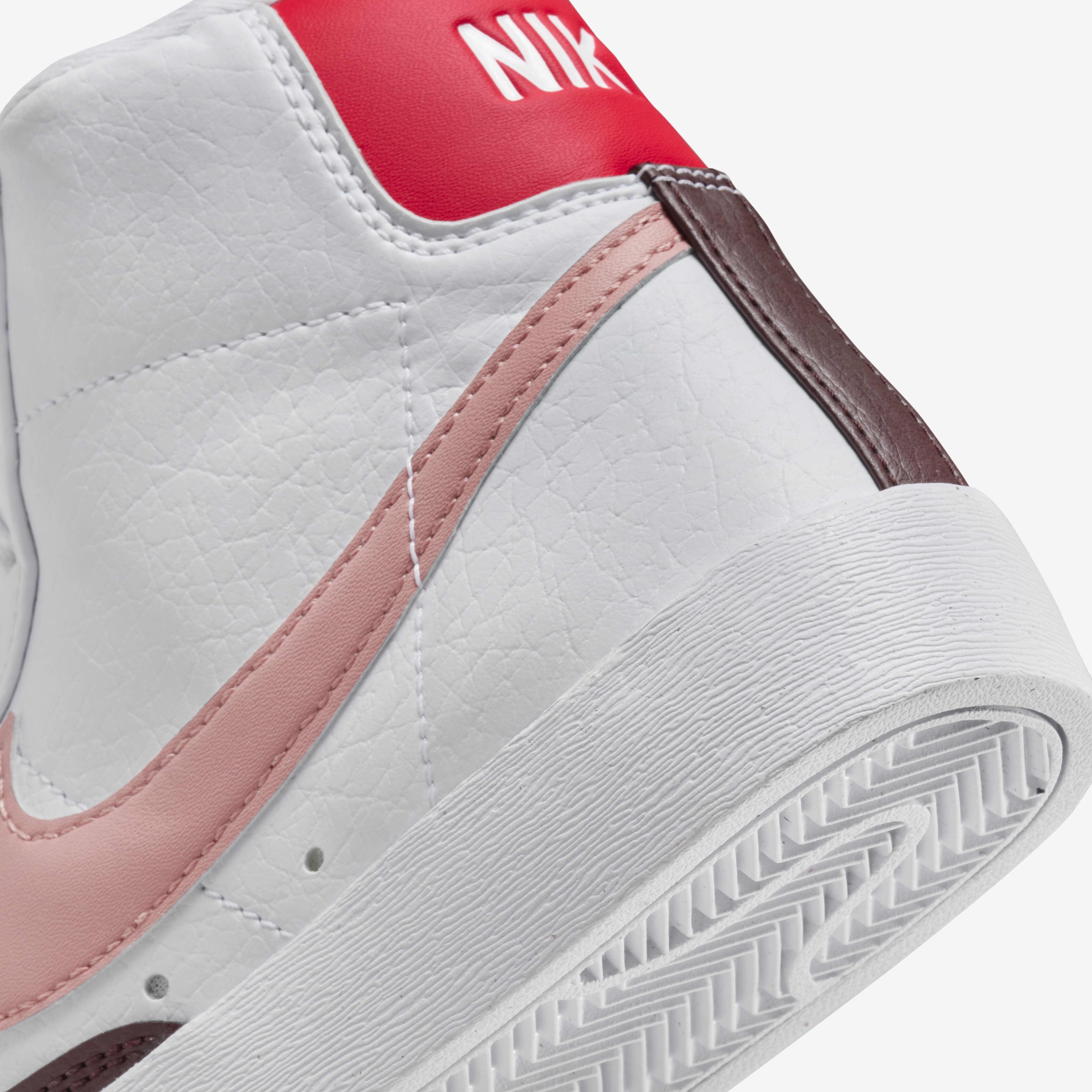 Nike Blazer Mid '77 image number 7
