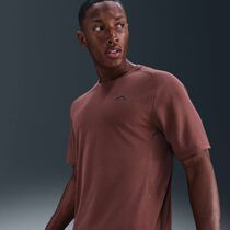 نايكي سولار تشيس