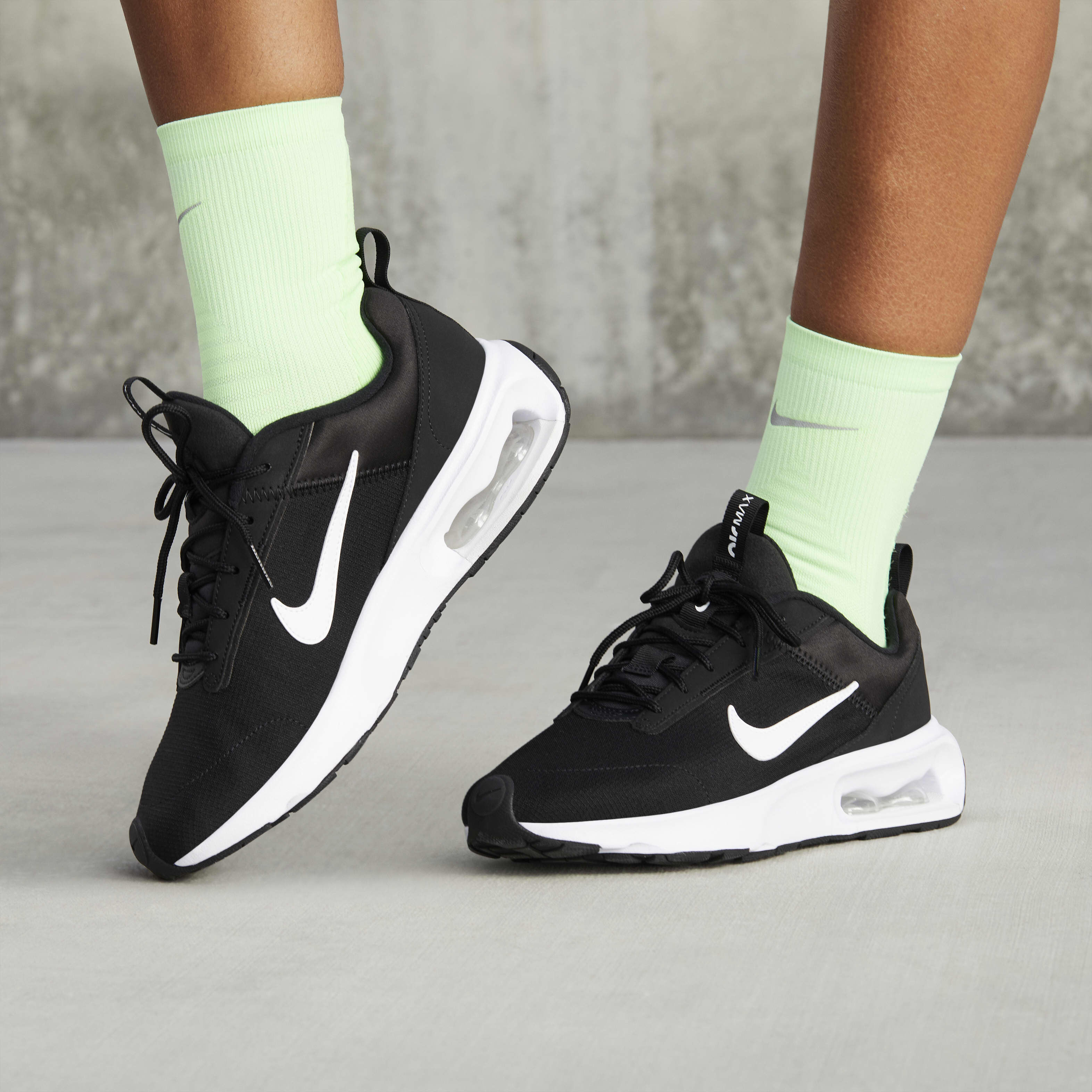 Air max oketo womens best sale