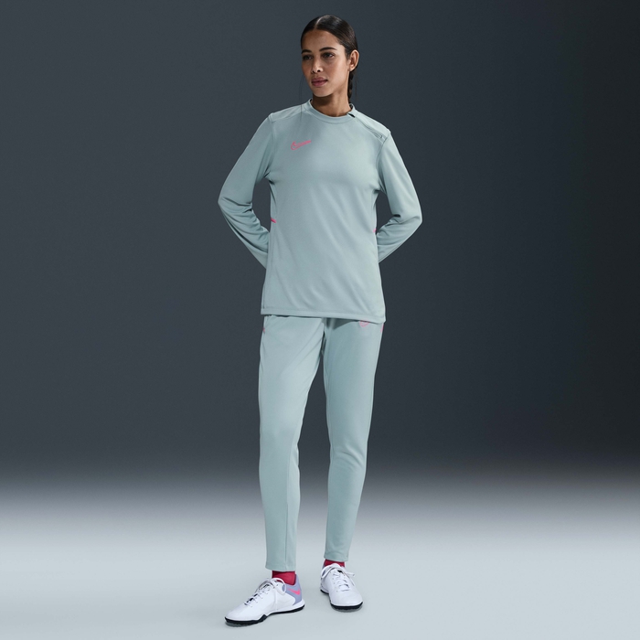 نايكي أكاديمي image number 3 نايكي أكاديمي image number 3