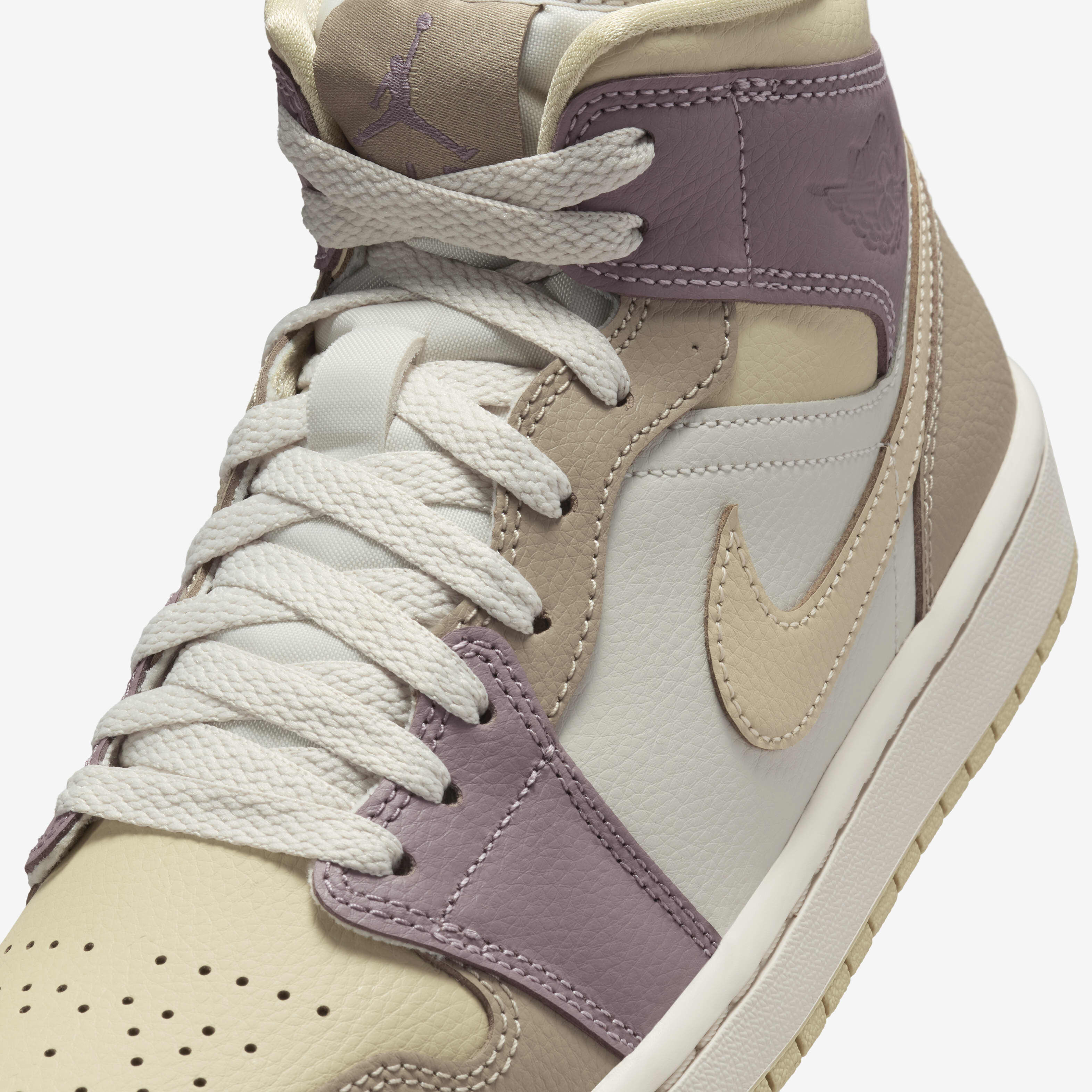 اير جوردن 1 ميد image number 6