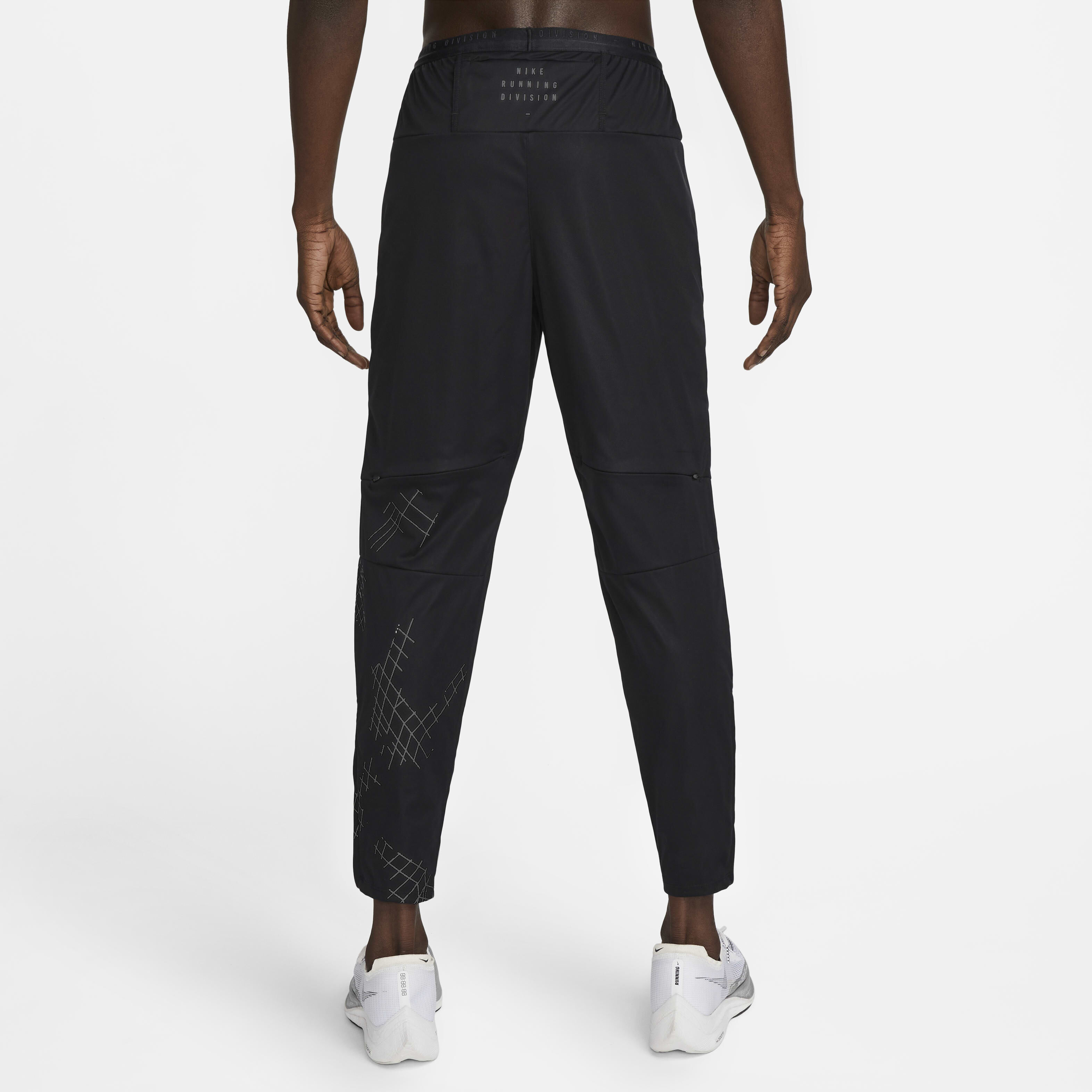 Nike Storm-FIT Run Division Phenom Elite image number 1