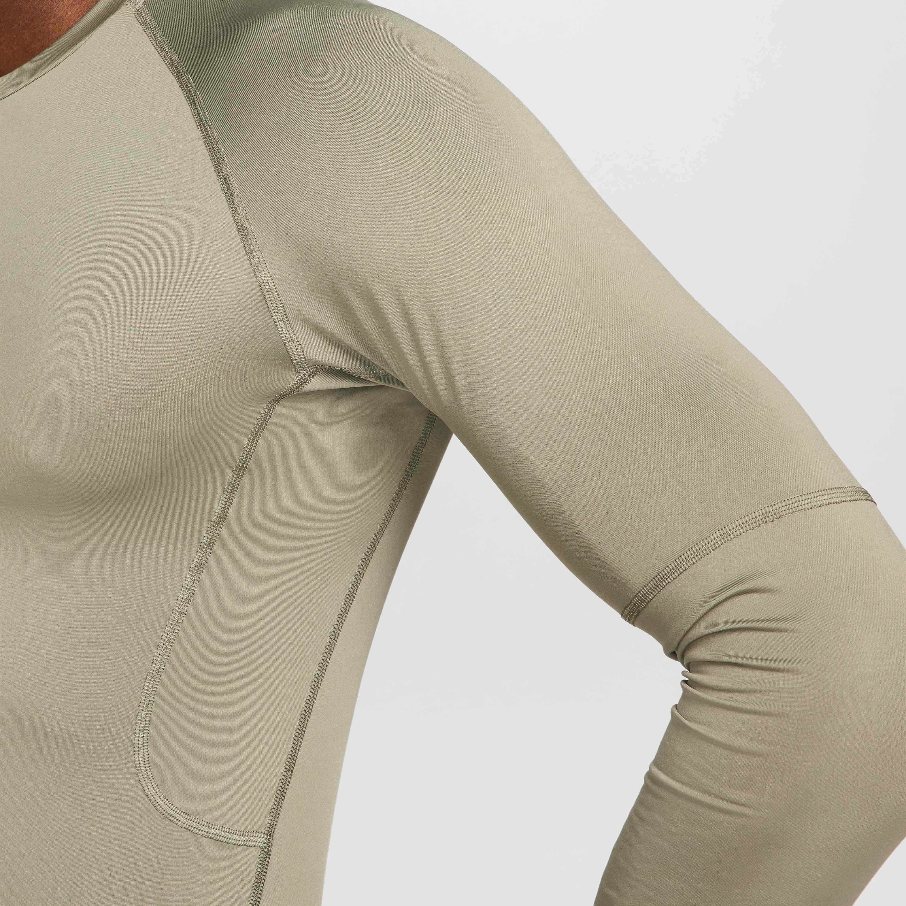 Nike Pro image number 3