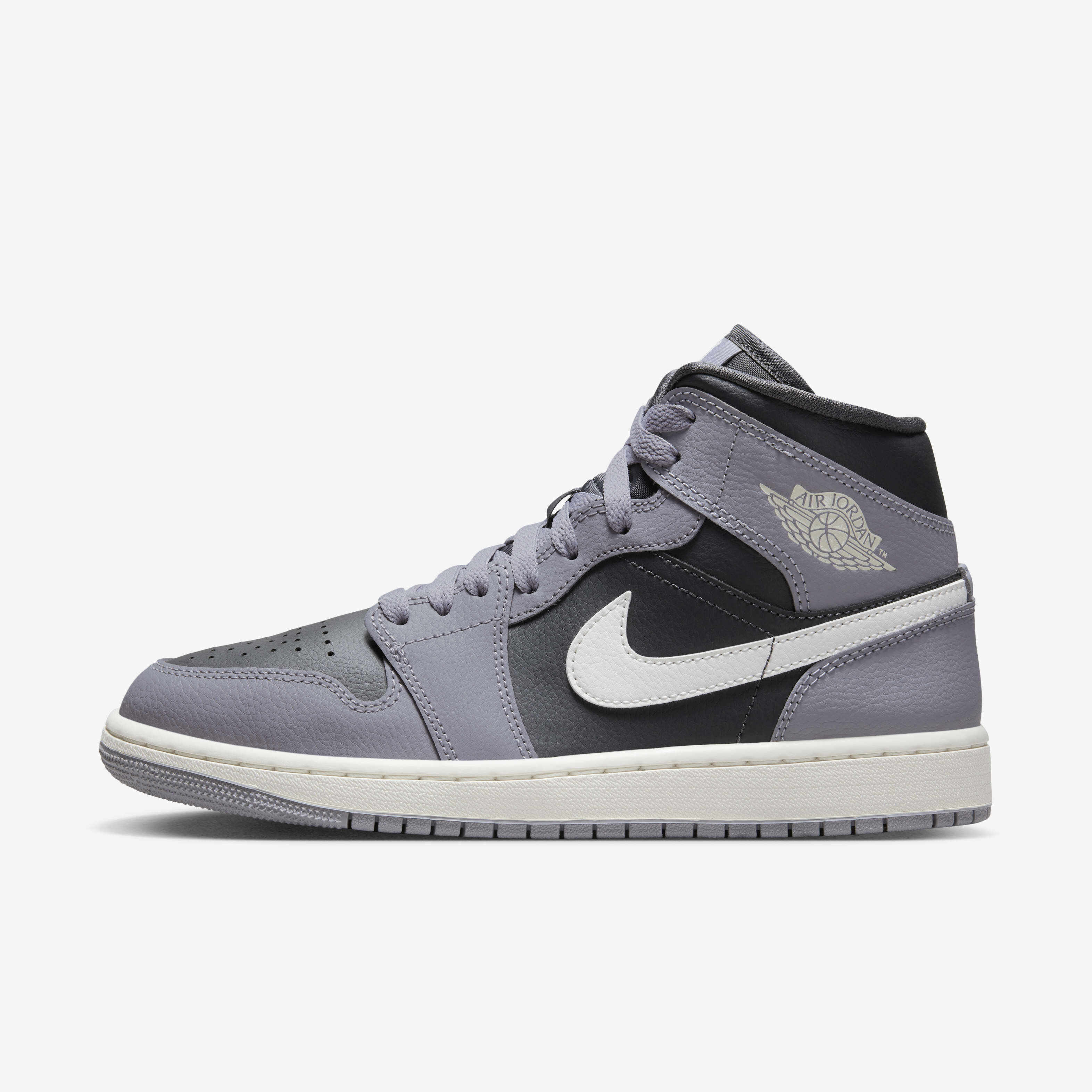 Air Jordan 1 Mid Shoes image number 0