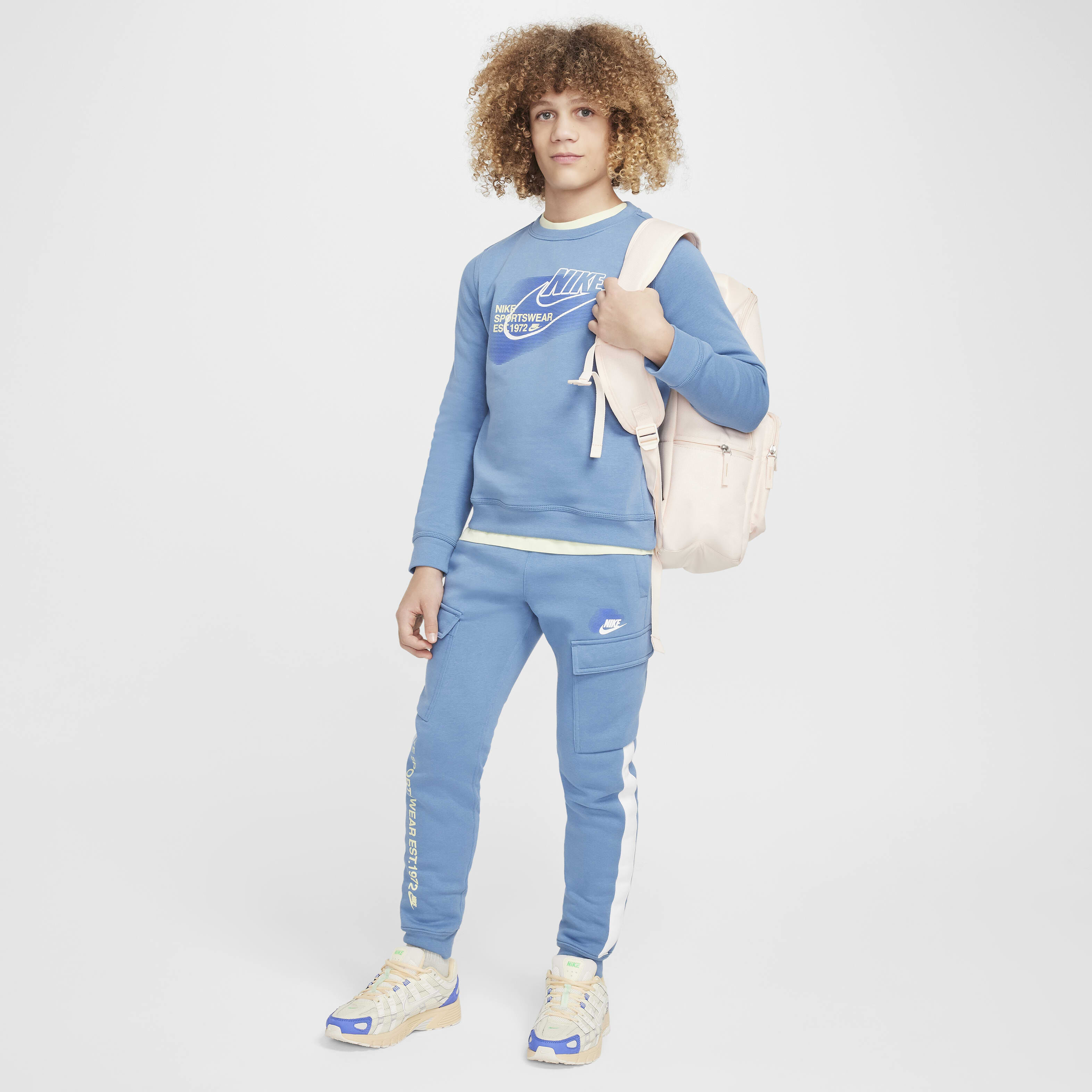 نايكي سبورتسوير ستاندرد ايشيو image number 4