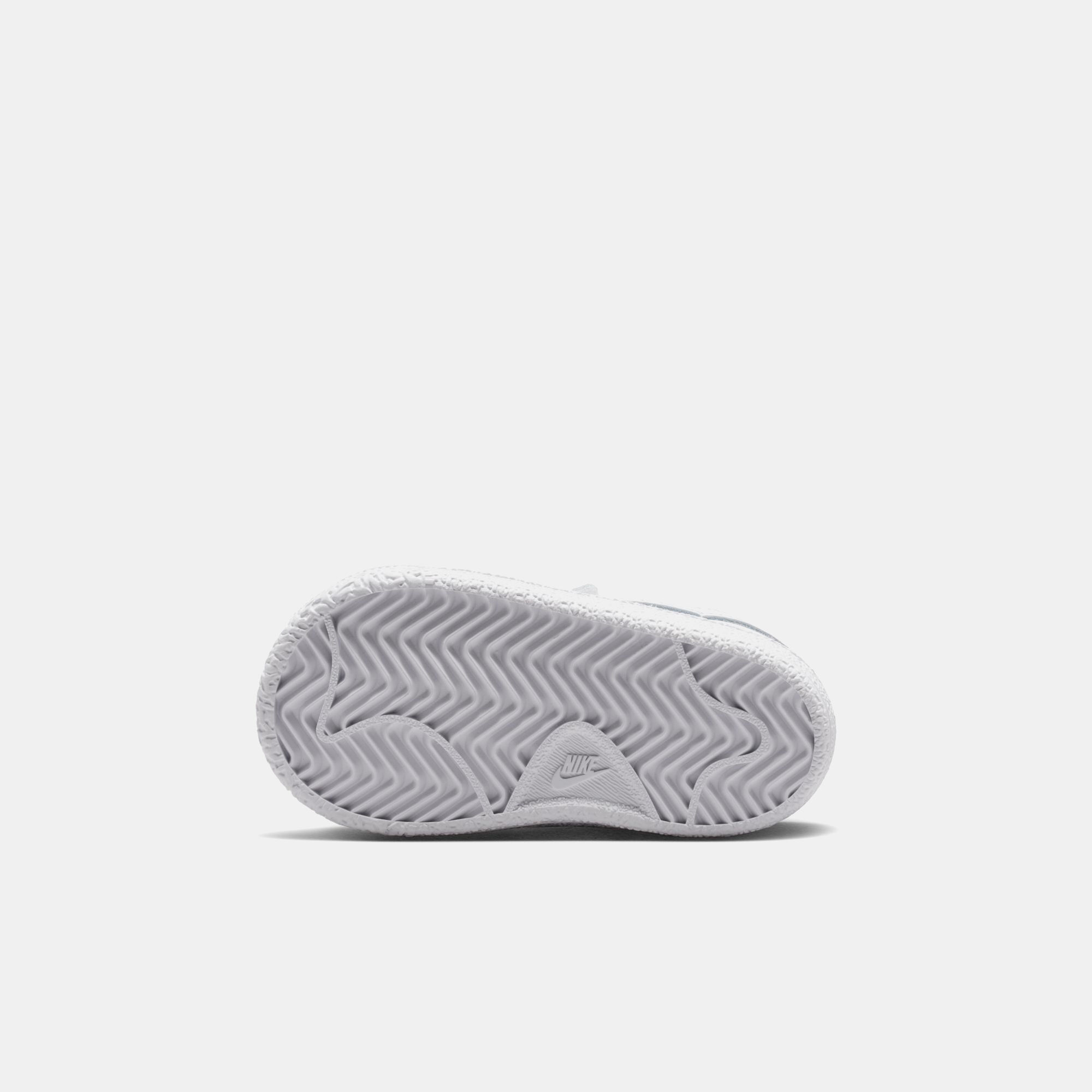 Nike Tennis Classic image number 7