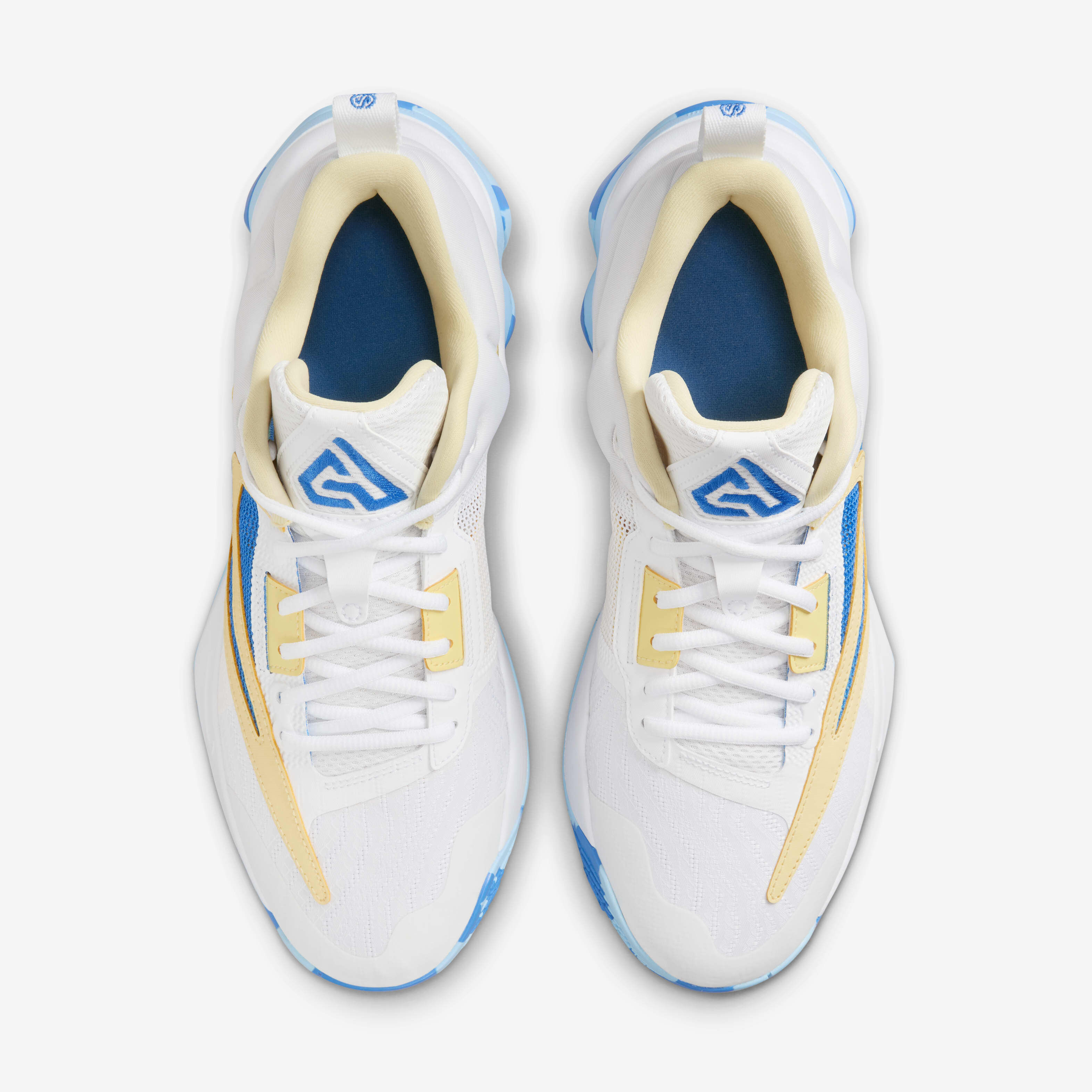 Giannis Immortality 3 'Pearly Whites' image number 3