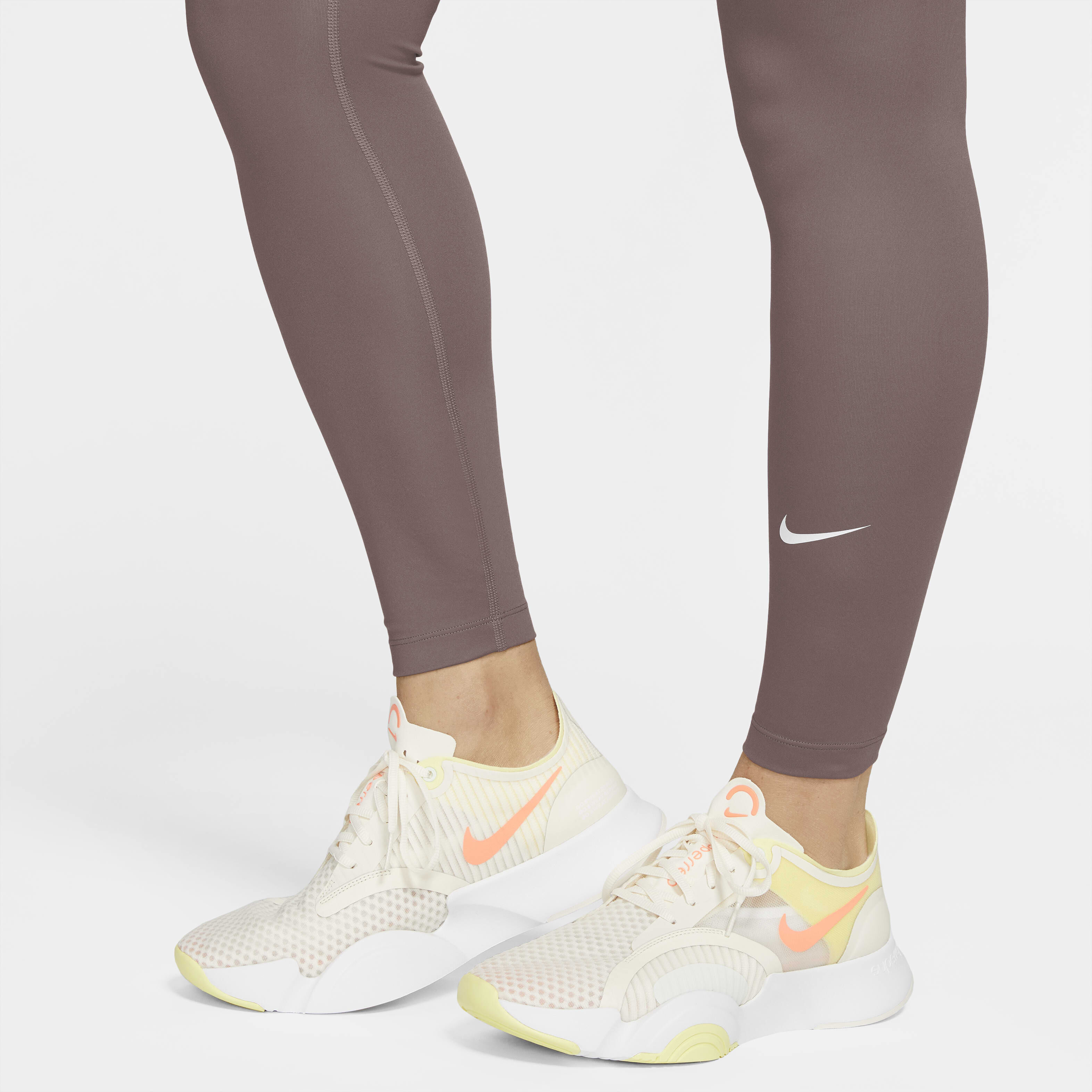 Nike One (M) image number 3