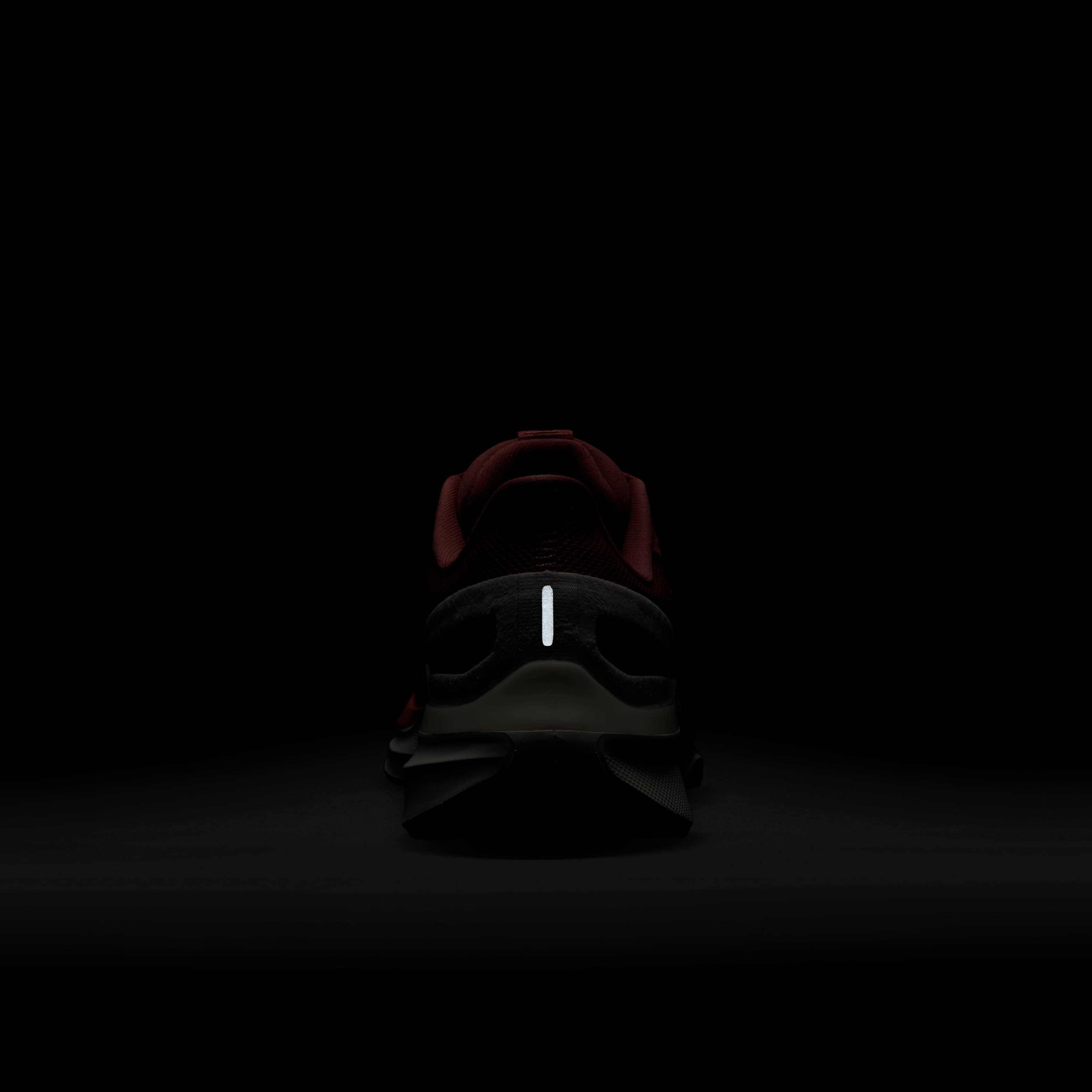 Nike Structure 25 image number 8