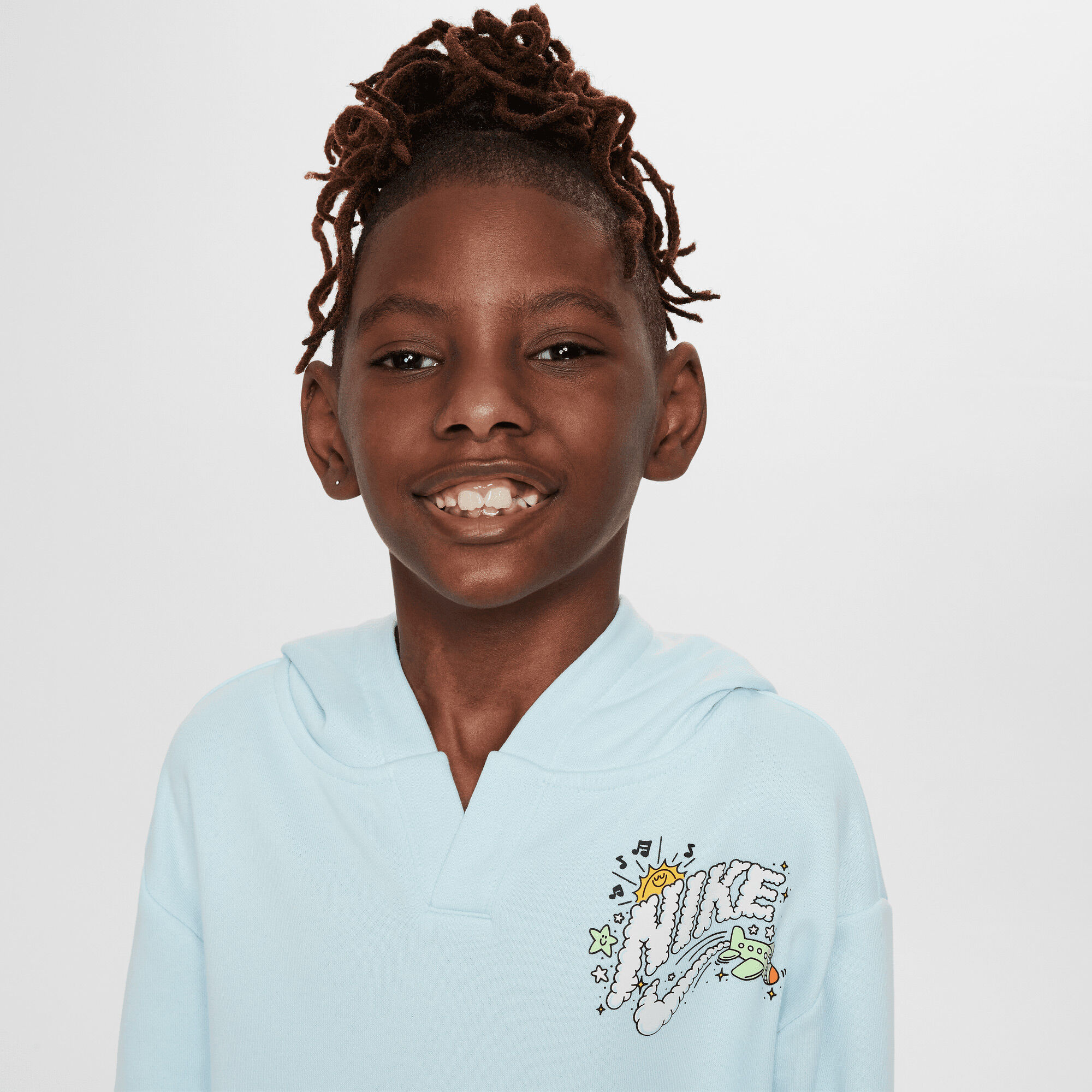 نايكي سبورتسوير كرييت يور اون ادفانتشر image number 2