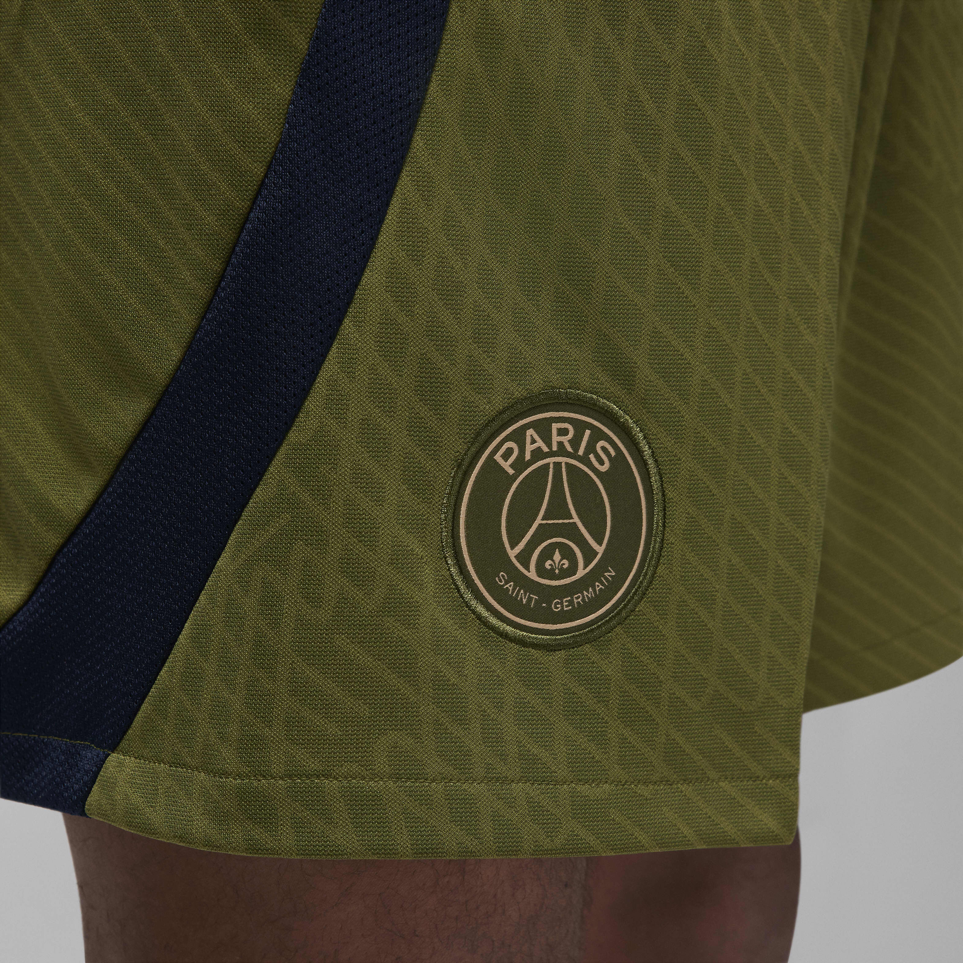 باريس سان جيرمان سترايك البديل image number 6