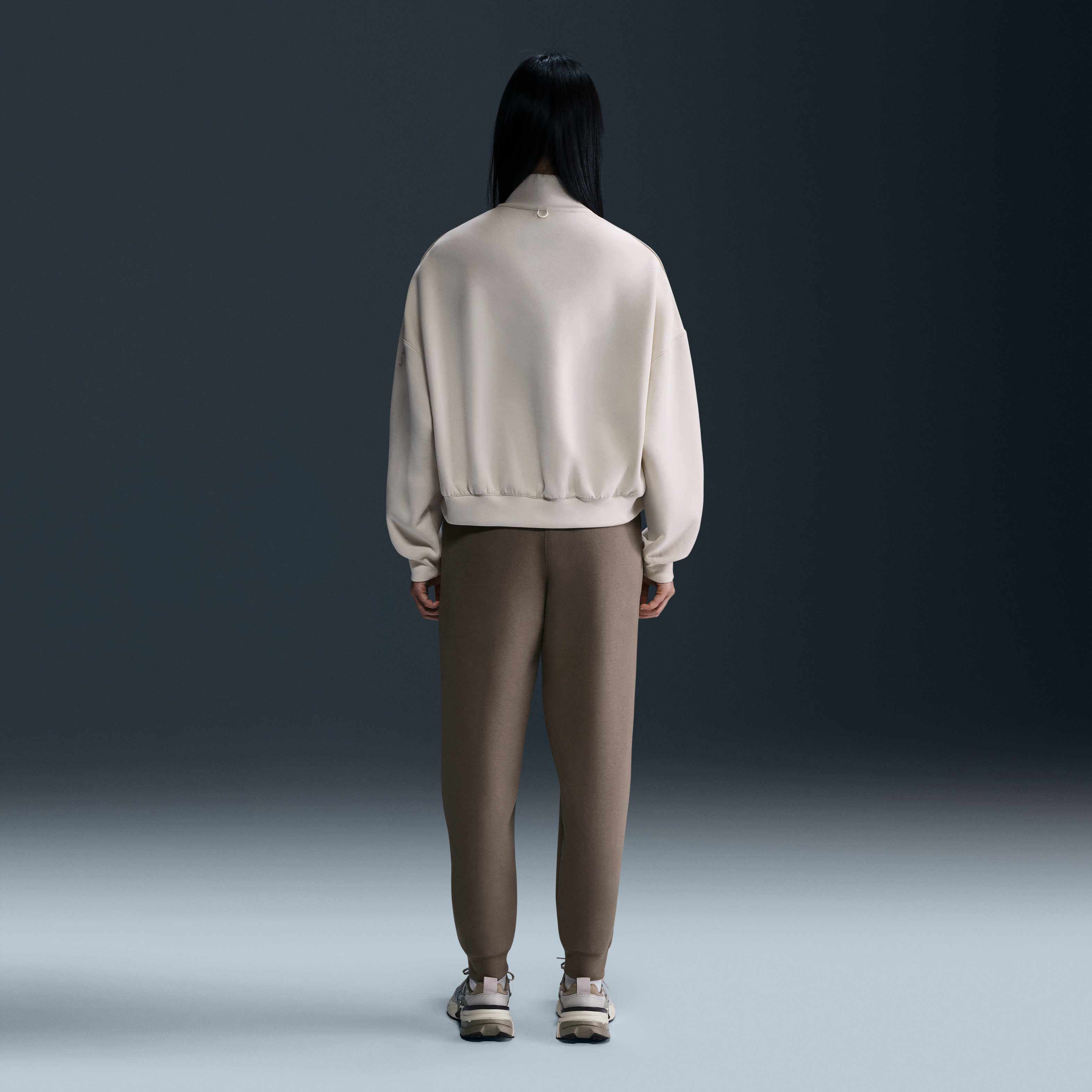 نايكي 24.7 امبوسبلي سوفت image number 4